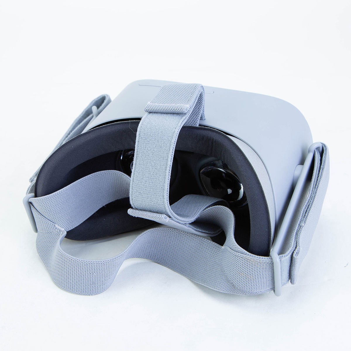 Oculus Go Standalone Virtual Reality Headset – 32GB SKU#2004124