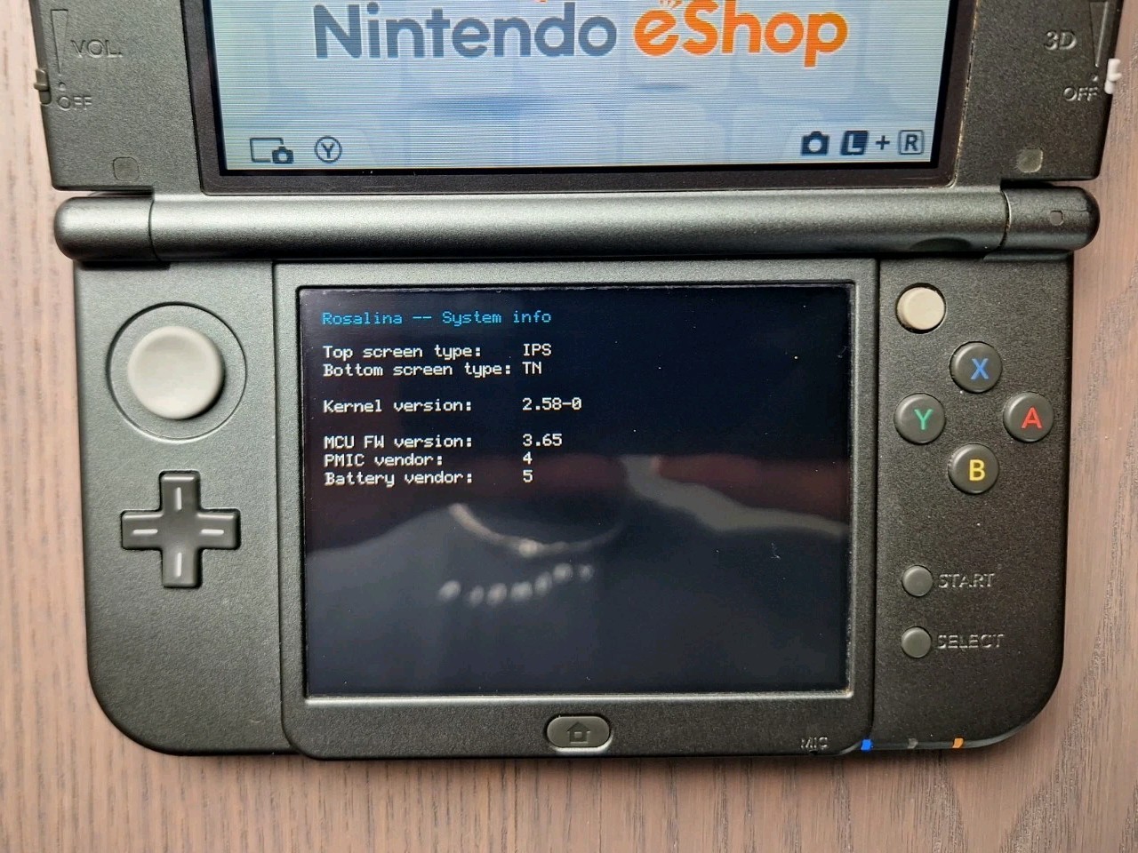 New Nintendo 3DS XL Metallic Black | Charger 32GB SD Card | REGION FREE TOP IPS