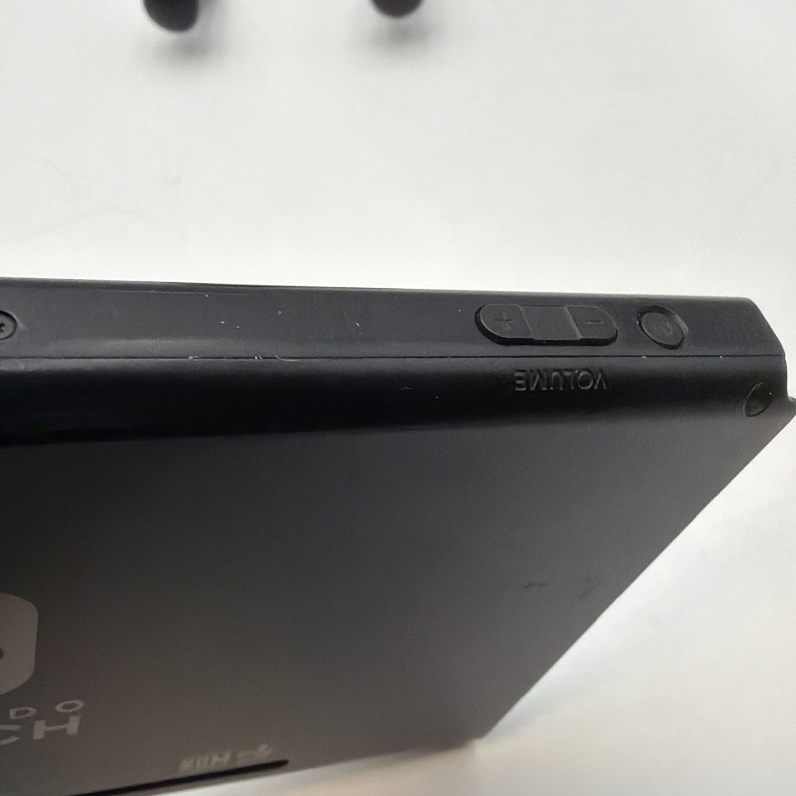 Nintendo Switch Gaming System V2 HAC-001(01) Console Tablet Only** Scratch**