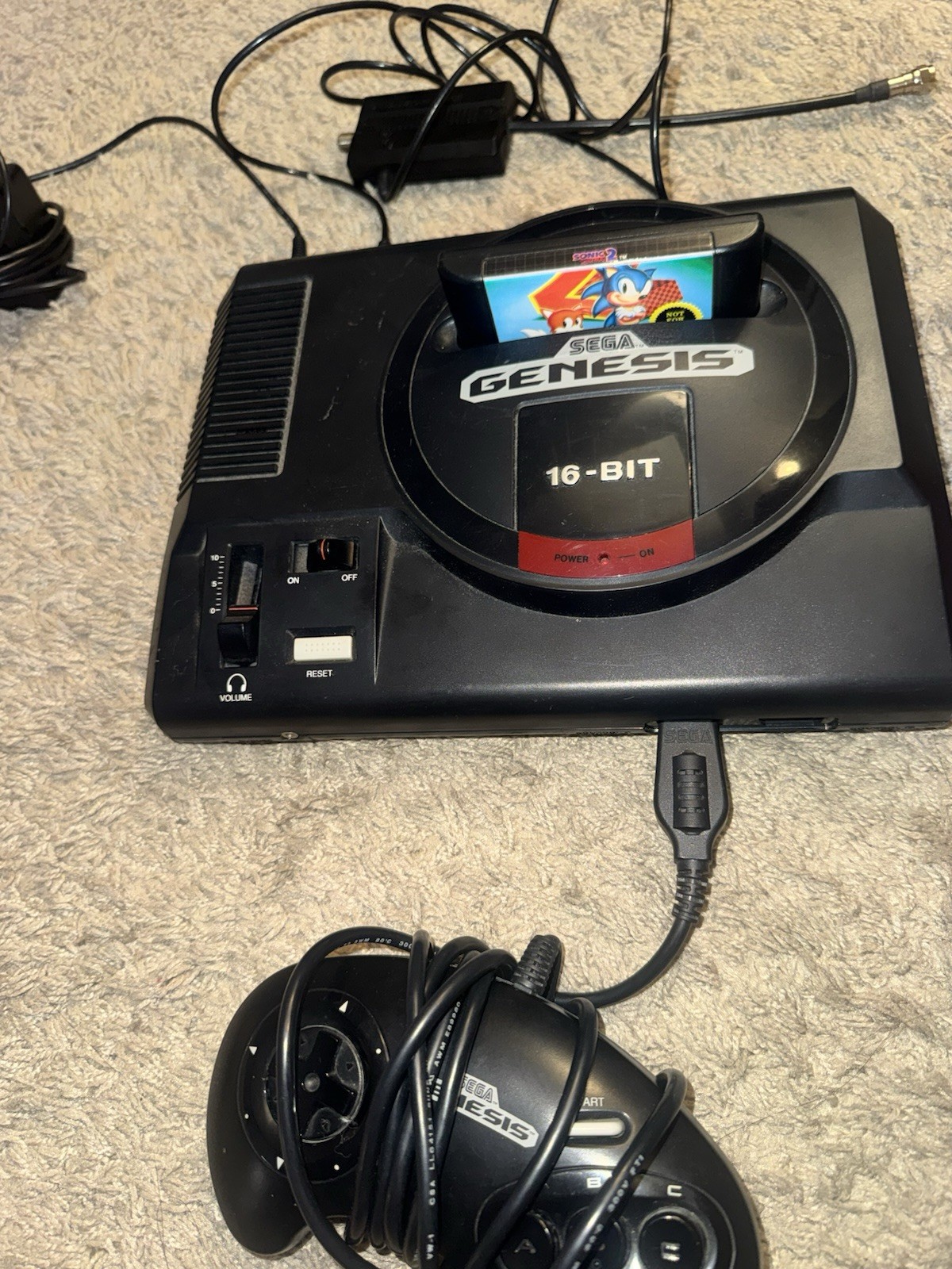 Sega Genesis model 1 Console (Tested & Working) Sonic 2, Cables, 1 Controller