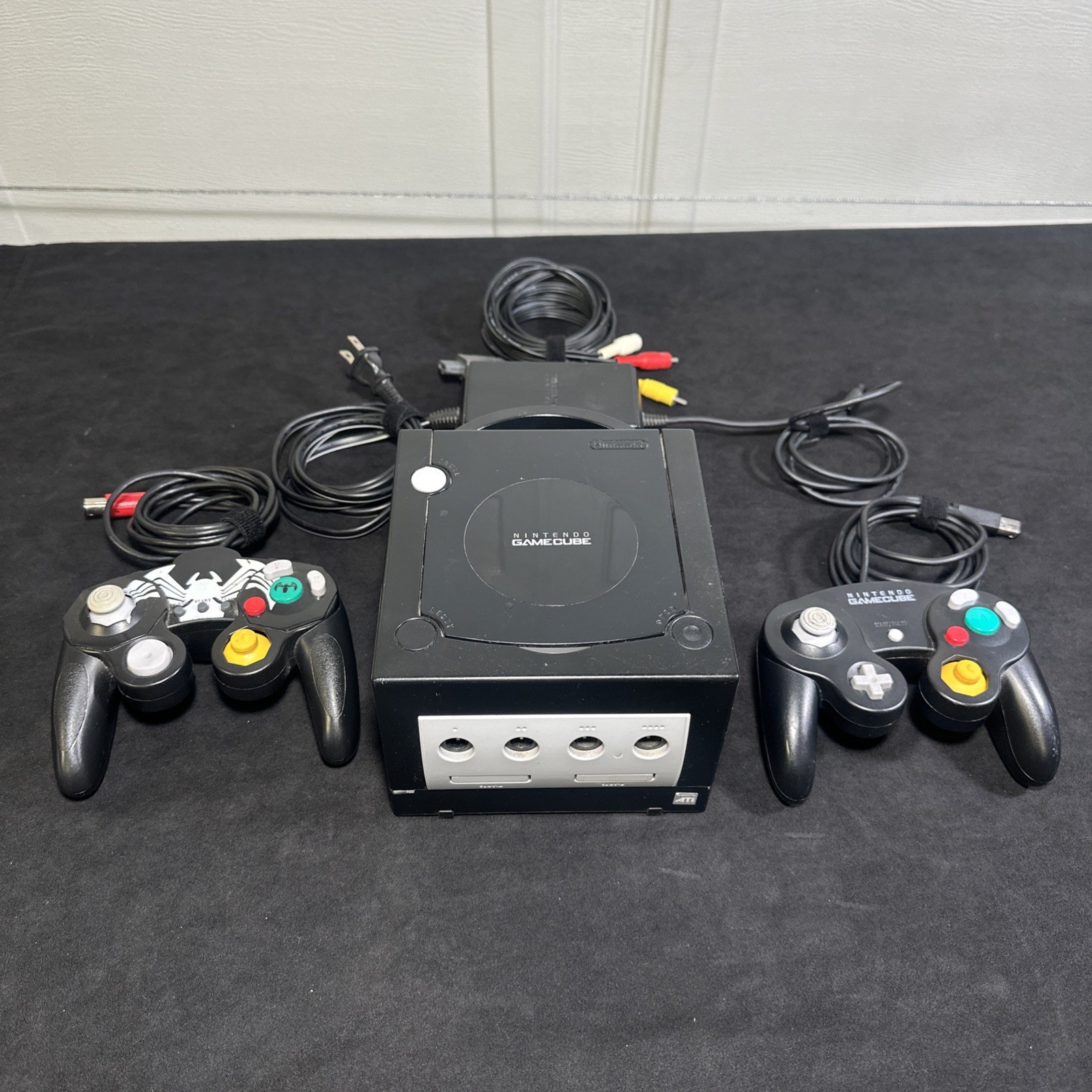 Nintendo Gamecube Console Bundle DOL-101 Black – Fully Tested & Working Bundle