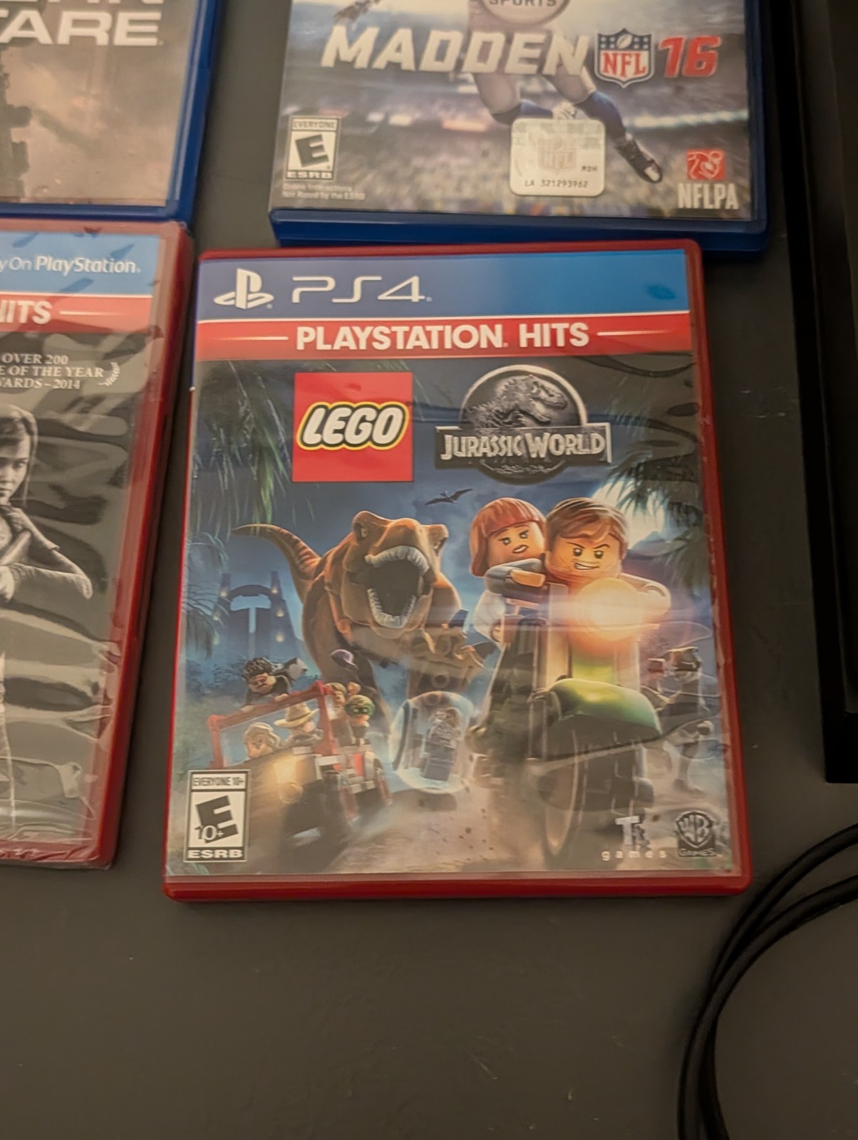 Sony PlayStation 4 Home Console Bundle, Controllers, Cords, 4 Games CUH-1215A