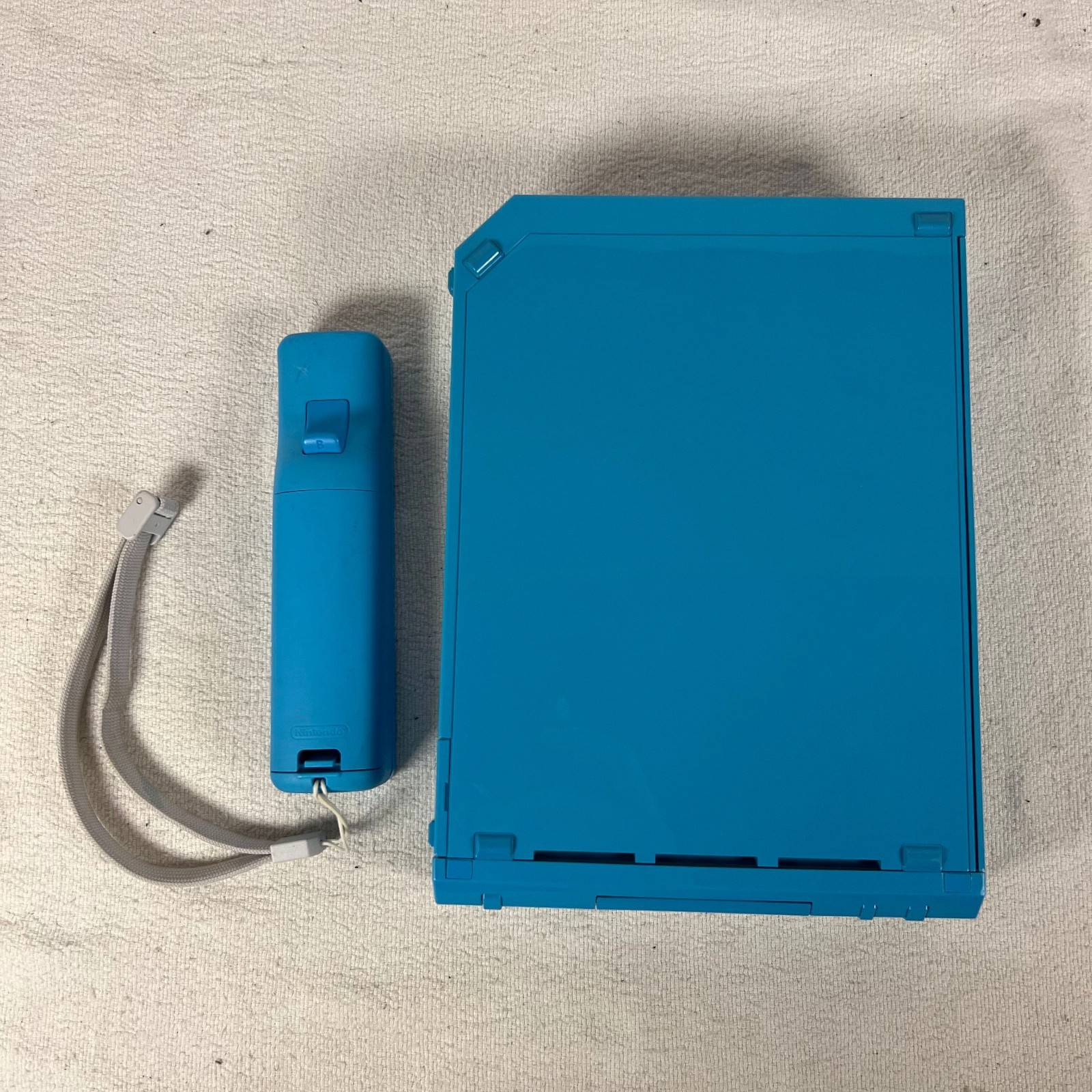 Nintendo Wii Video Game System Console Bundle Rvl-101 Blue