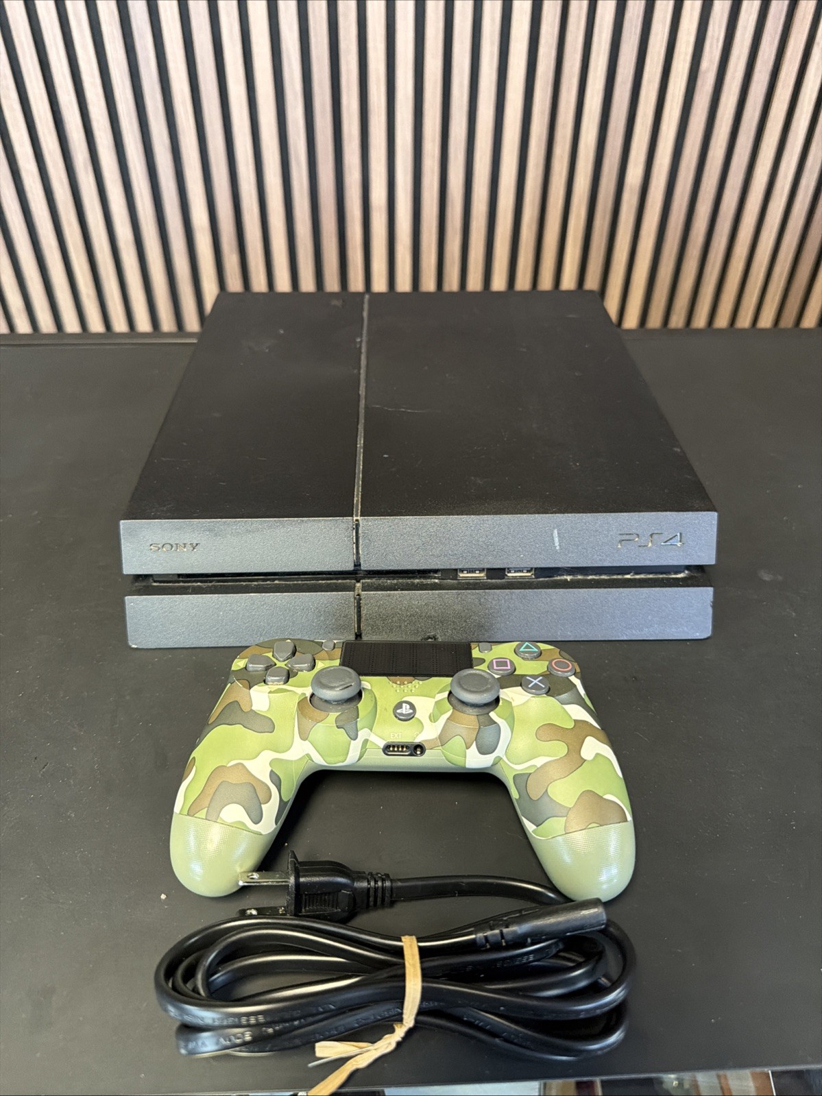 Sony PlayStation 4 Black Console Blu-Ray Camouflage Controller Tested