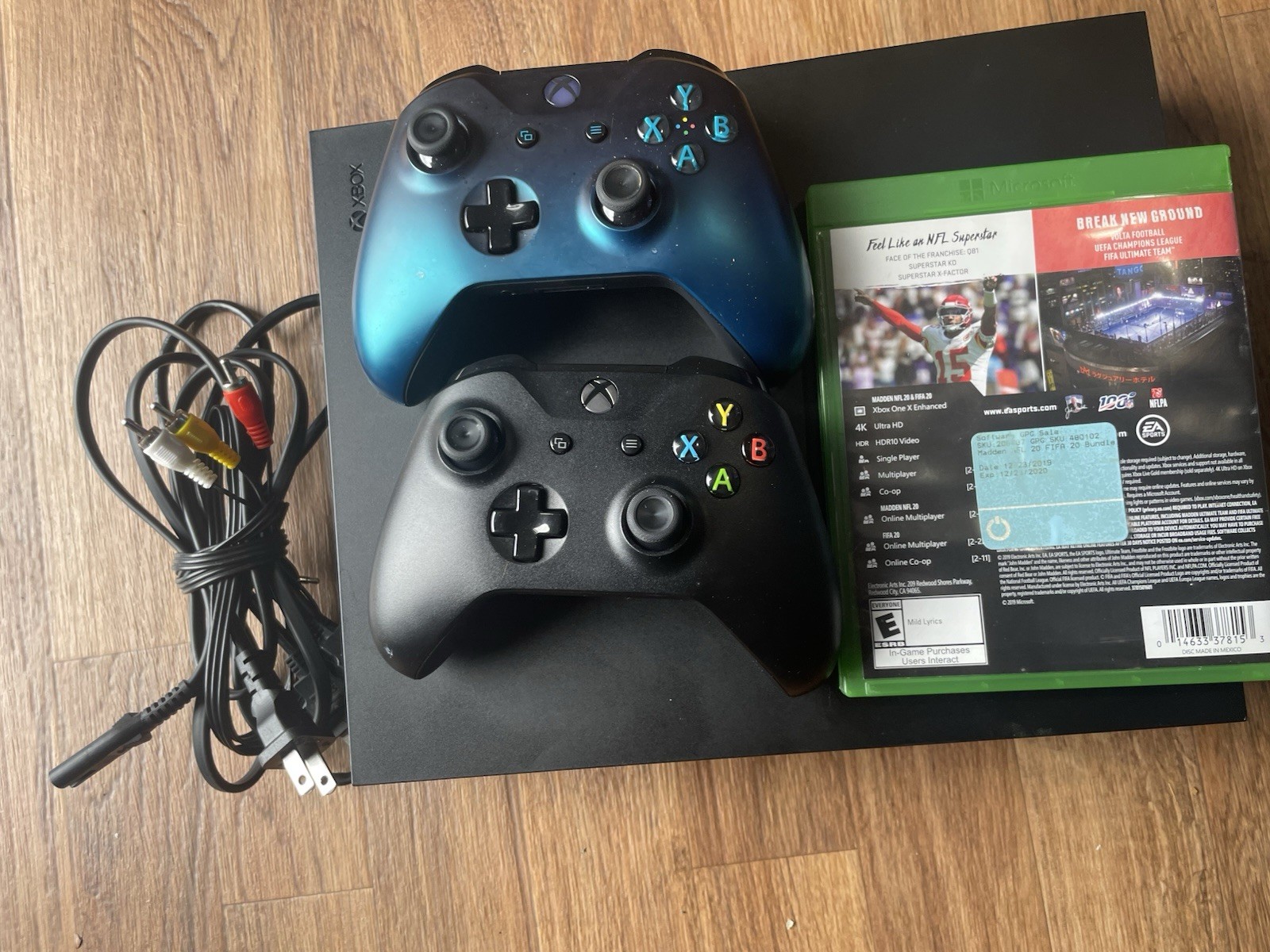Xbox One X Console 2 Controllers, Power Cords, & Hdmi Cable. Adult Owned!!