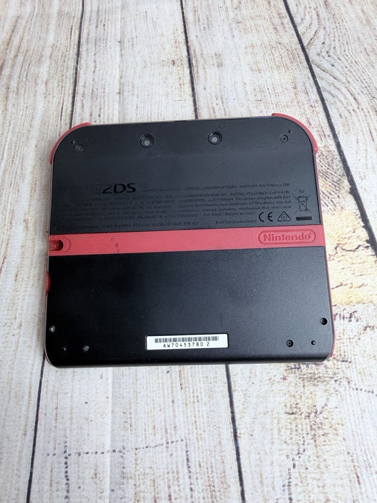 Nintendo 2DS Black & Red Console FTR-001 Tested Working With Case & Charger
