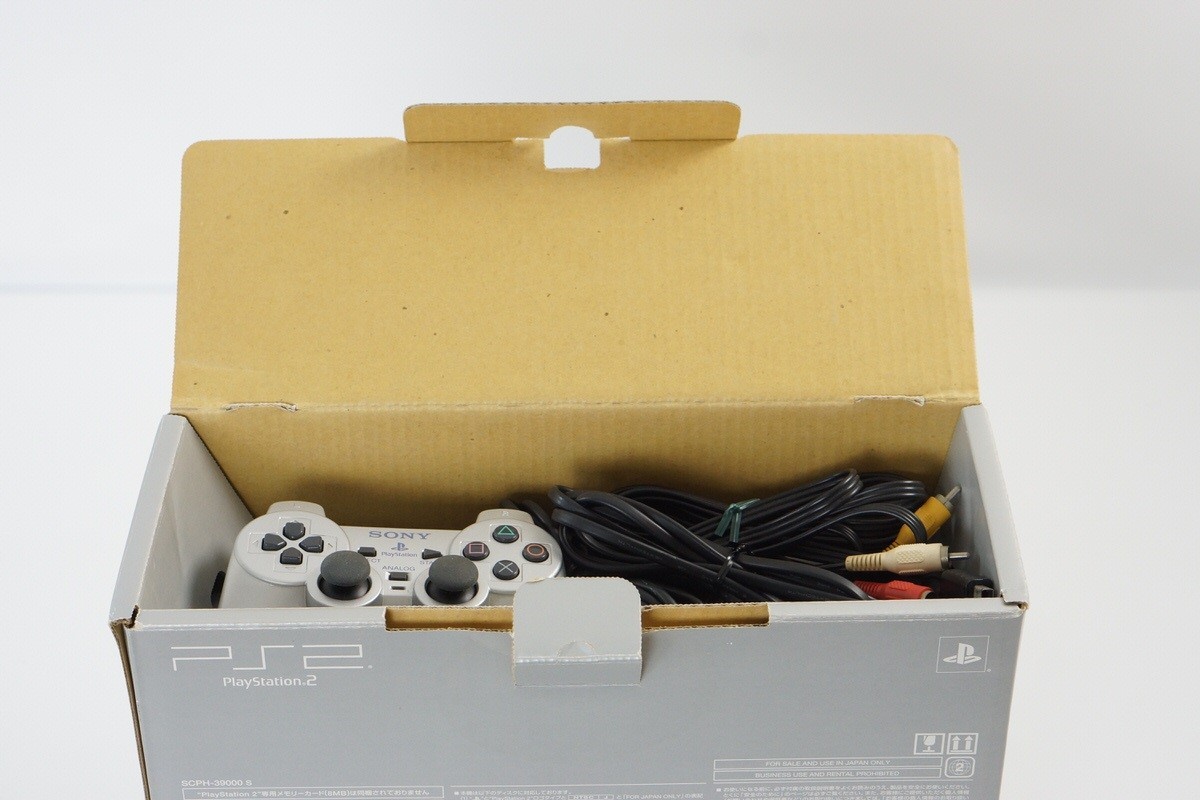 PS2 SILVER Console System Made in japan SCPH-39000 S NTSC-J Playstation 2 3805