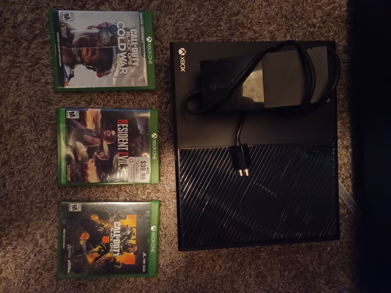 Microsoft Xbox One with Kinect 500GB Black Console – 7UV-00077
