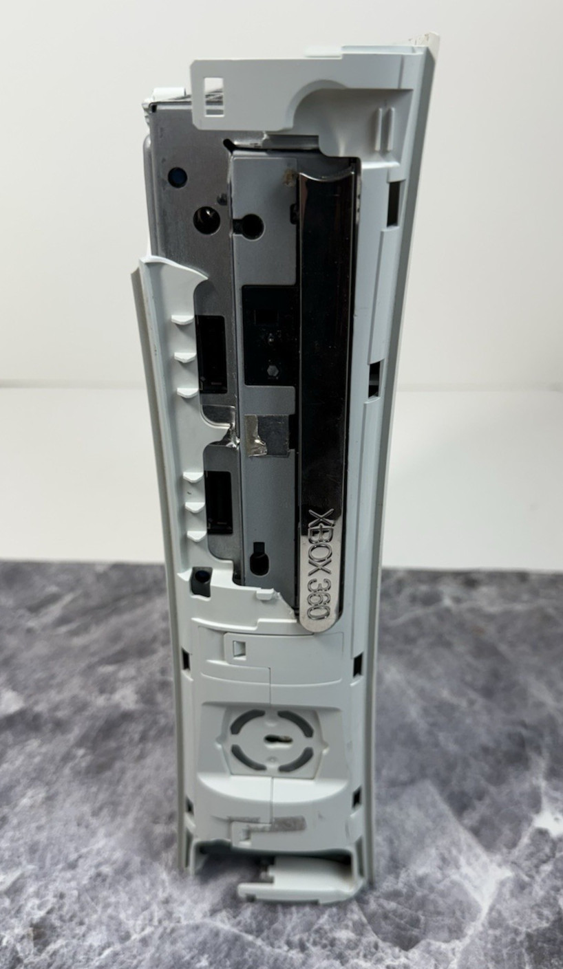 Microsoft Xbox 360 Console White w/ Power Supply FOR PARTS OR NOT WORKING