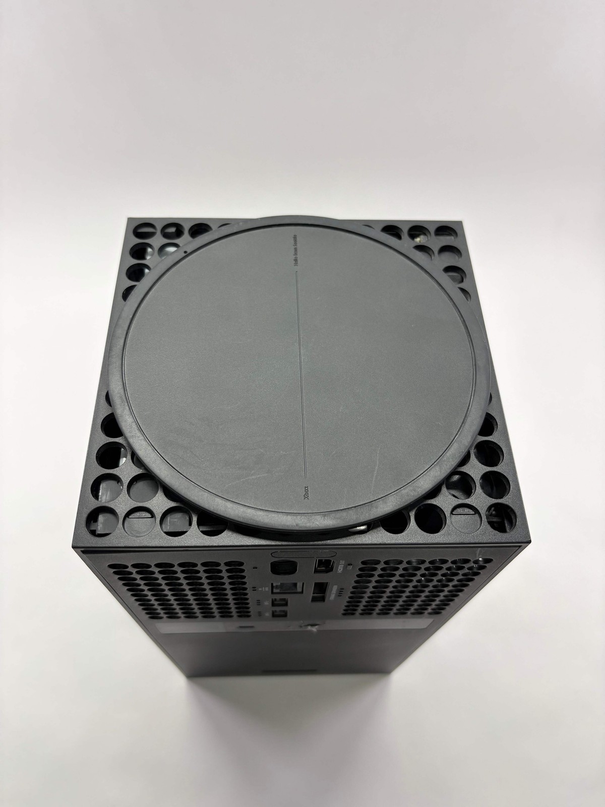 Broken Microsoft Xbox Series X 1TB Console Gaming System Only 1882 No Power