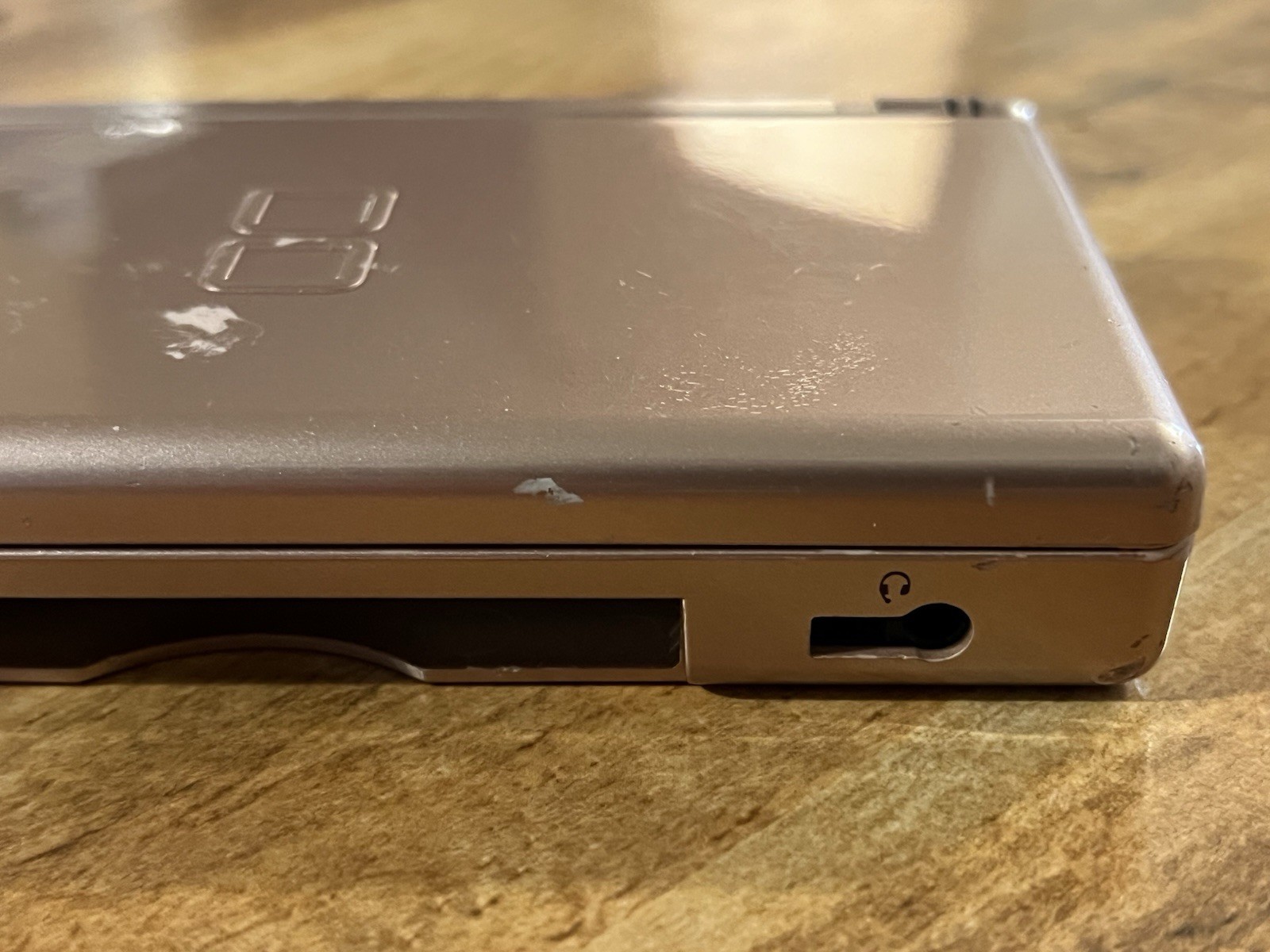 Nintendo DS Lite w/3 Games & New Charger – Metallic Rose