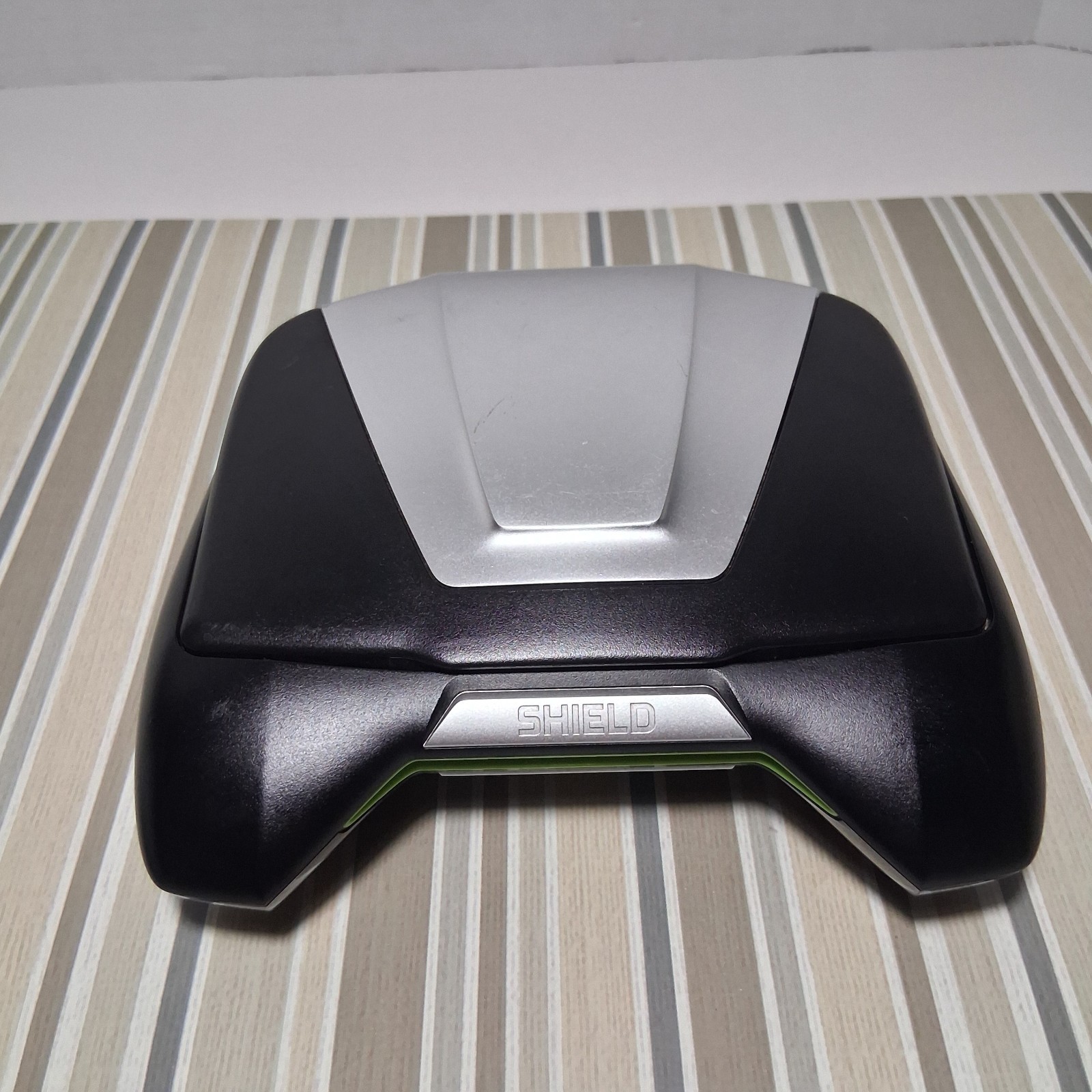 Nvidia Shield Portable Handheld Console P2450 16GB Black + 64GB MicroSD – Tested