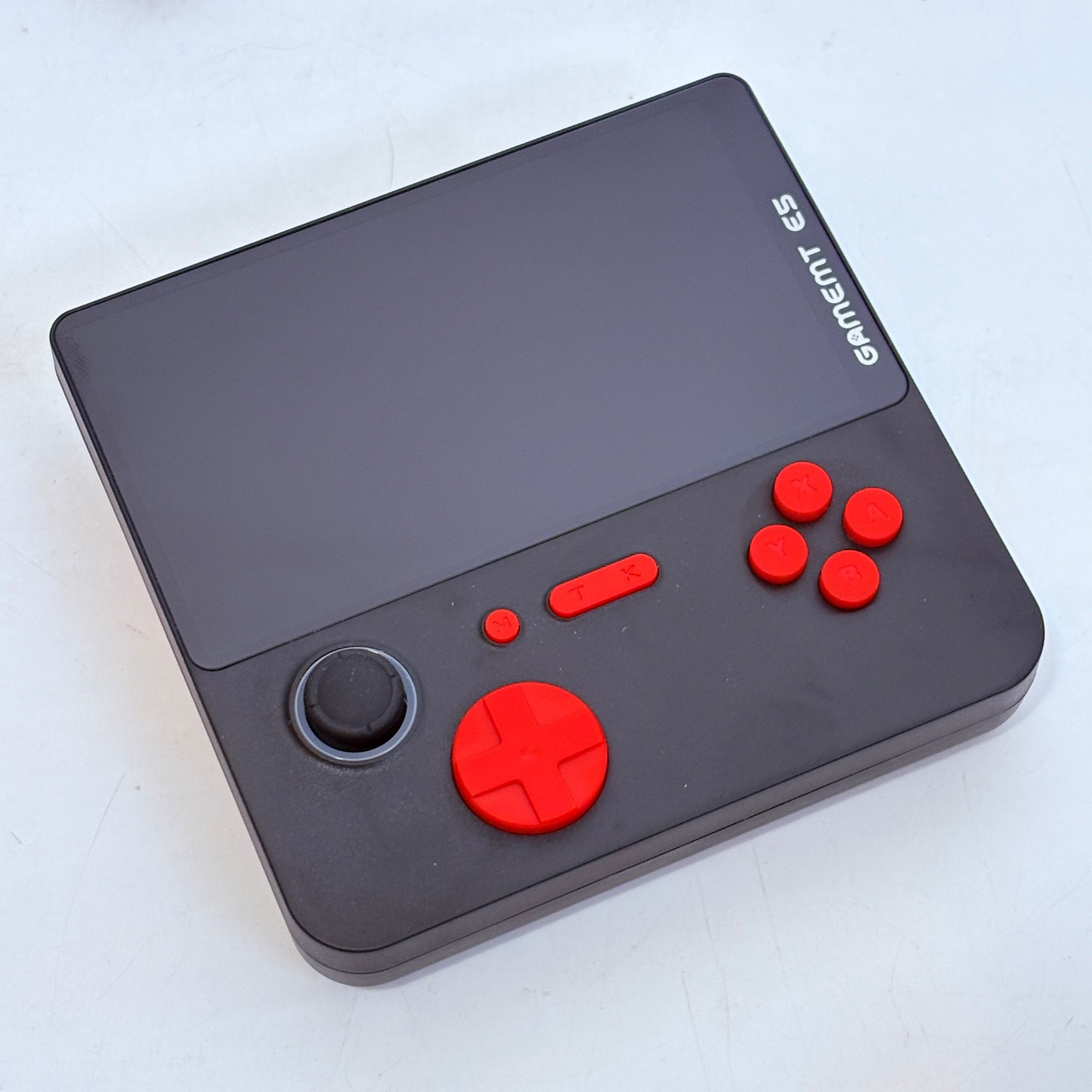 Gamemt E5 Jellymini Handheld Game Console Black/Red 64GB Wi-Fi USB-C