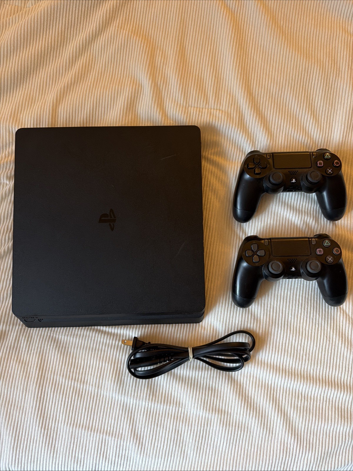 Sony Playstation 4 Slim PS4 500GB Console Controllers Cables LOW FIRMWARE 12.50
