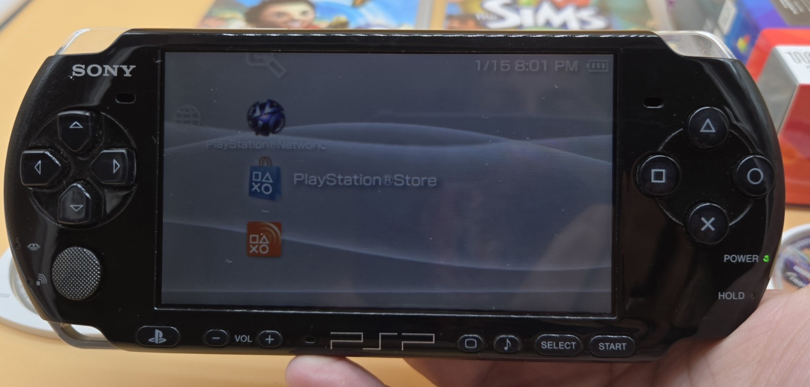 Sony PSP-2000 w/4 Games Sims Pets Hot Shot Golf Star Wars Sim Card w/Charger