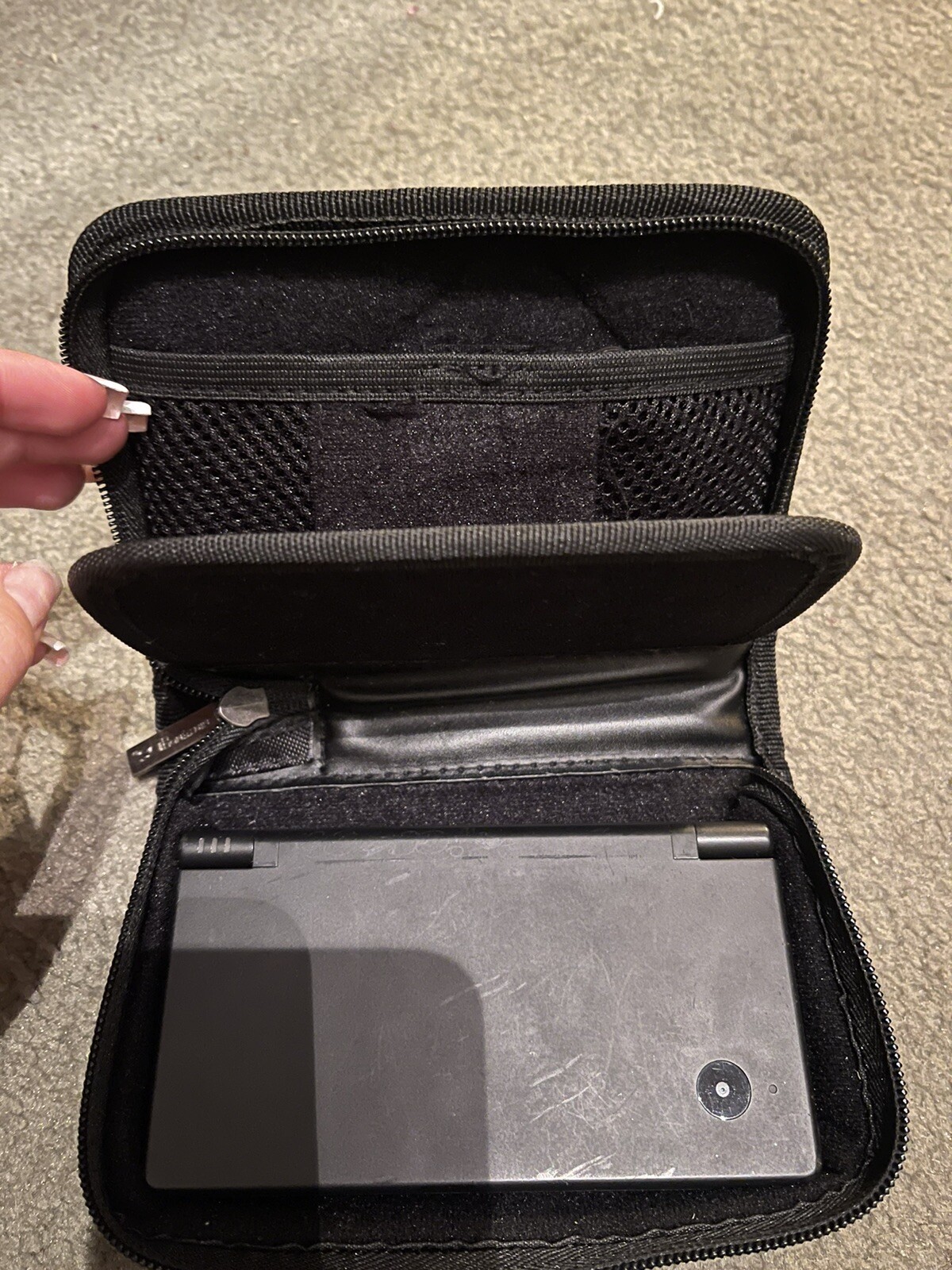 Nintendo DSi Launch Edition Black Matte with Charger Case and Stylus
