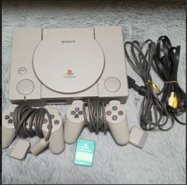 Sony PlayStation 1 PS1 SCPH-3500 W/2Controller,Cableset, s1655M