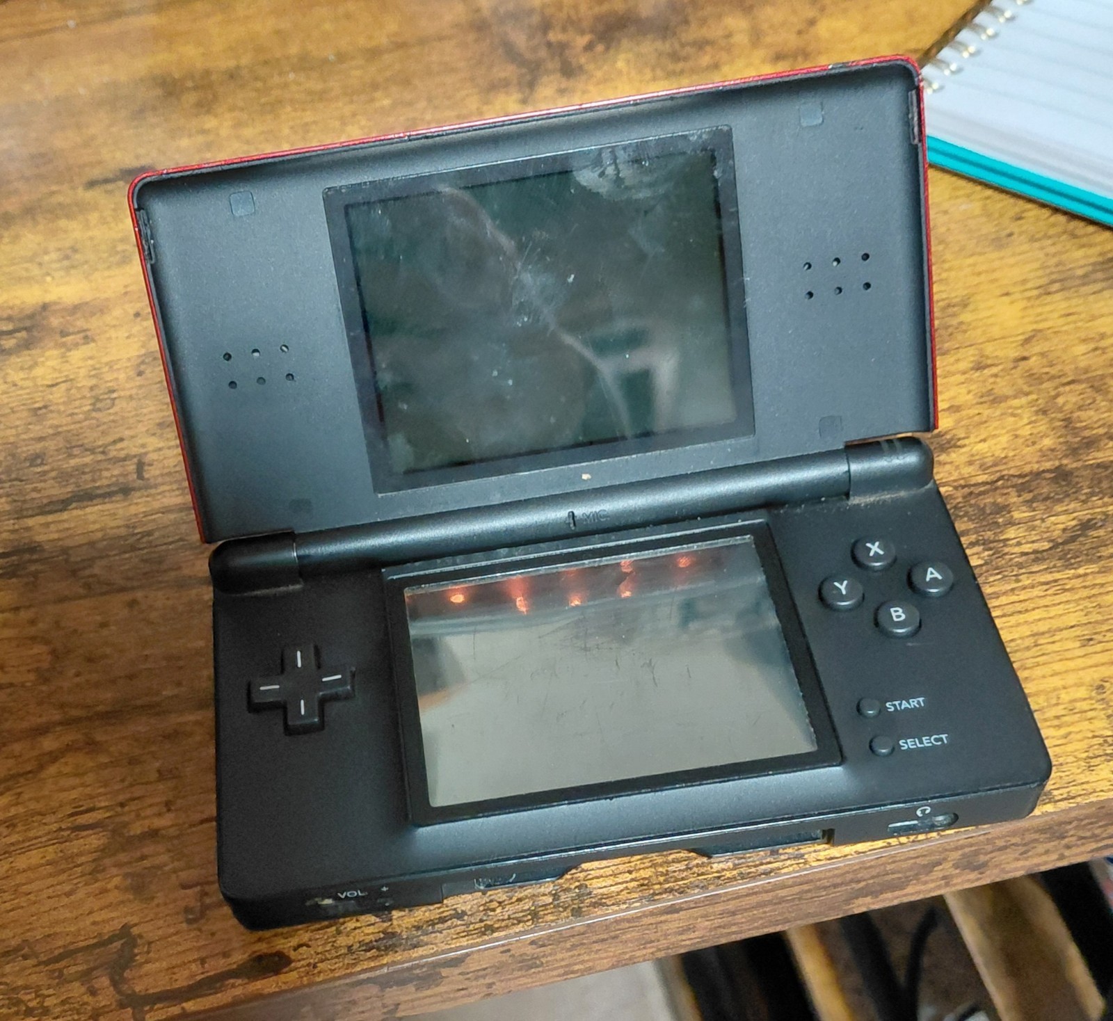 Nintendo DS LITE Handheld System – Flame Red