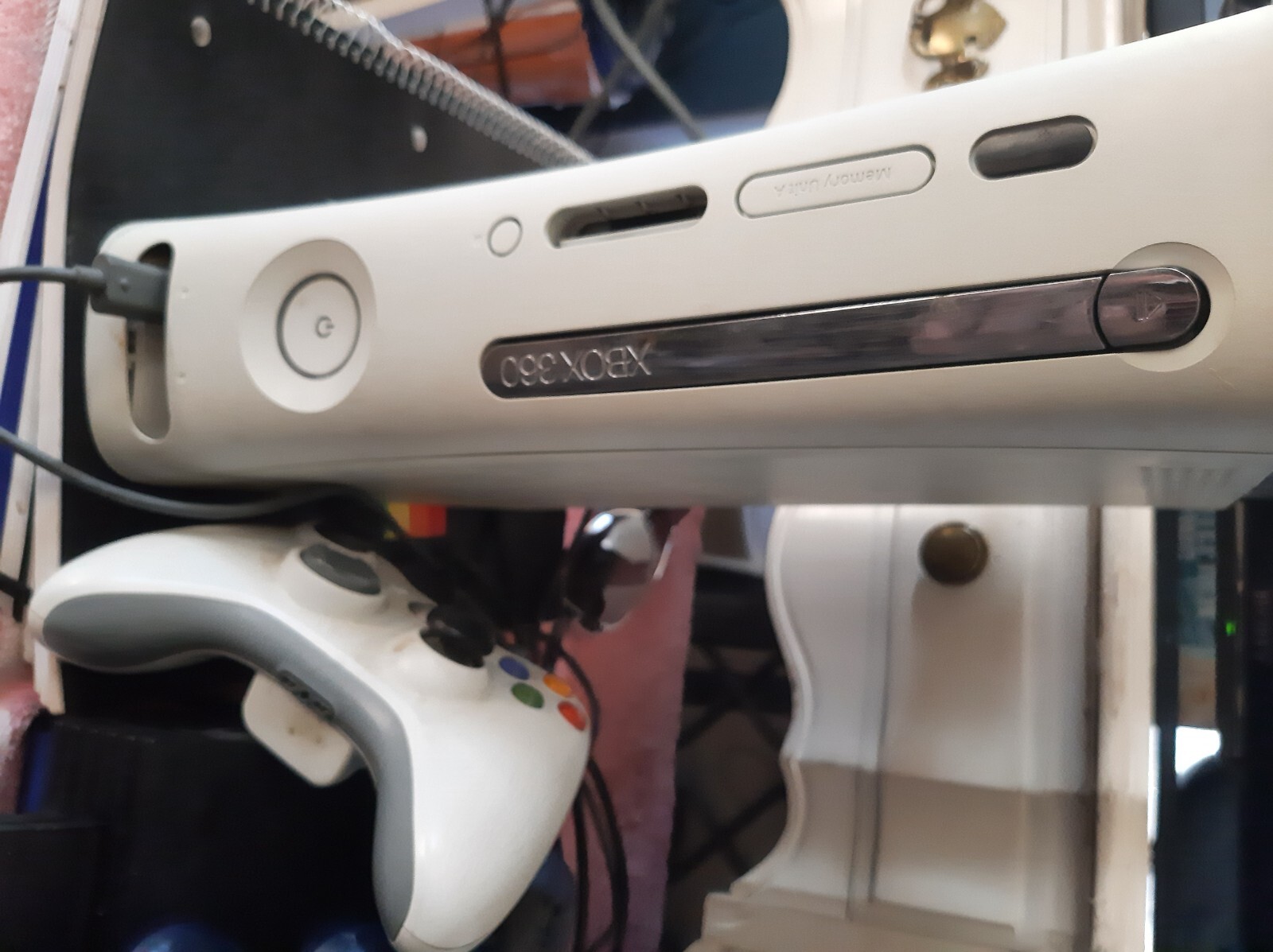 Microsoft Xbox 360 Core System Launch Edition White Console (B4K-00001)