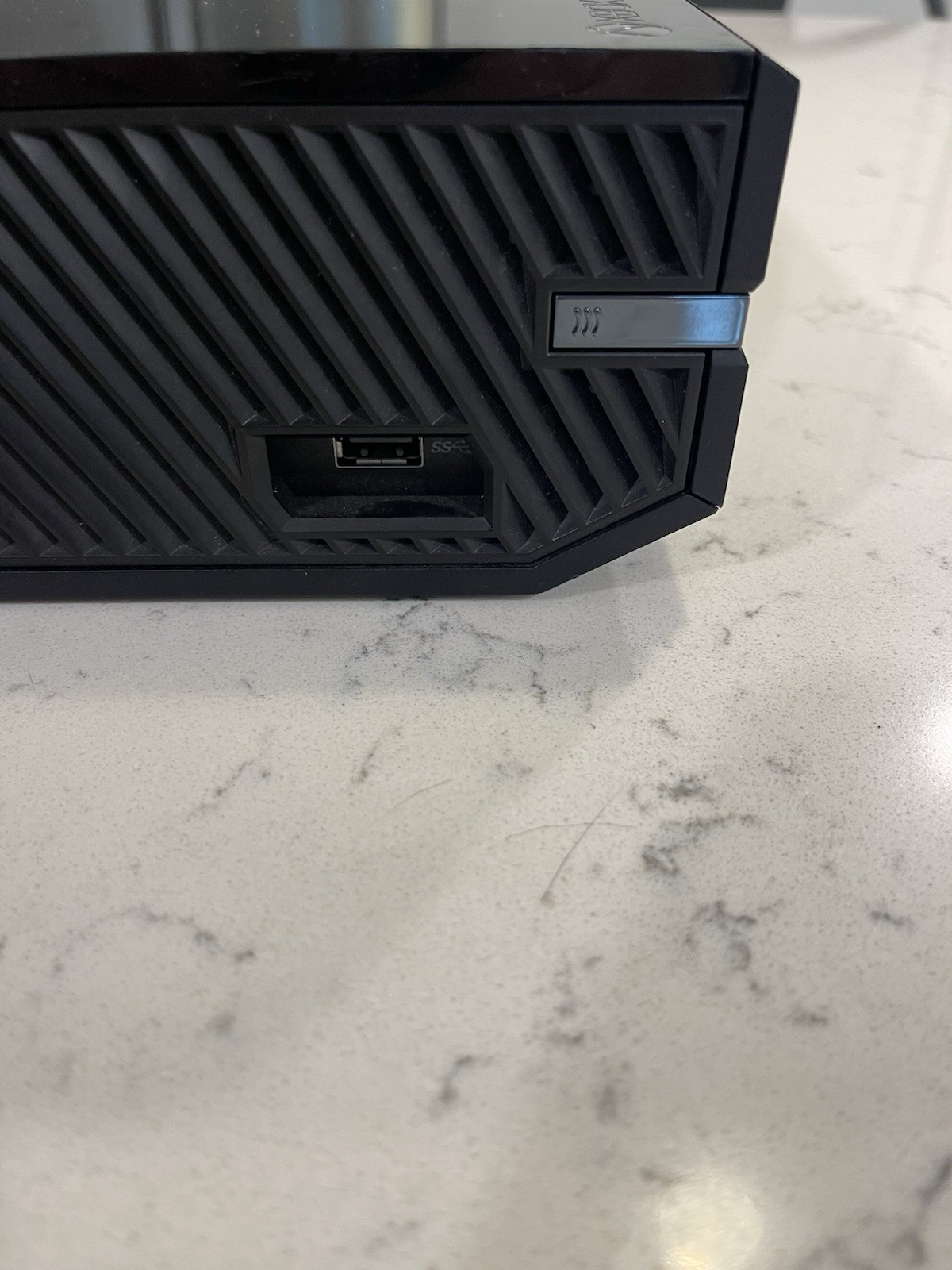 Microsoft Xbox One 500GB Console Only Black 1540 For Parts Stuck On Home Screen