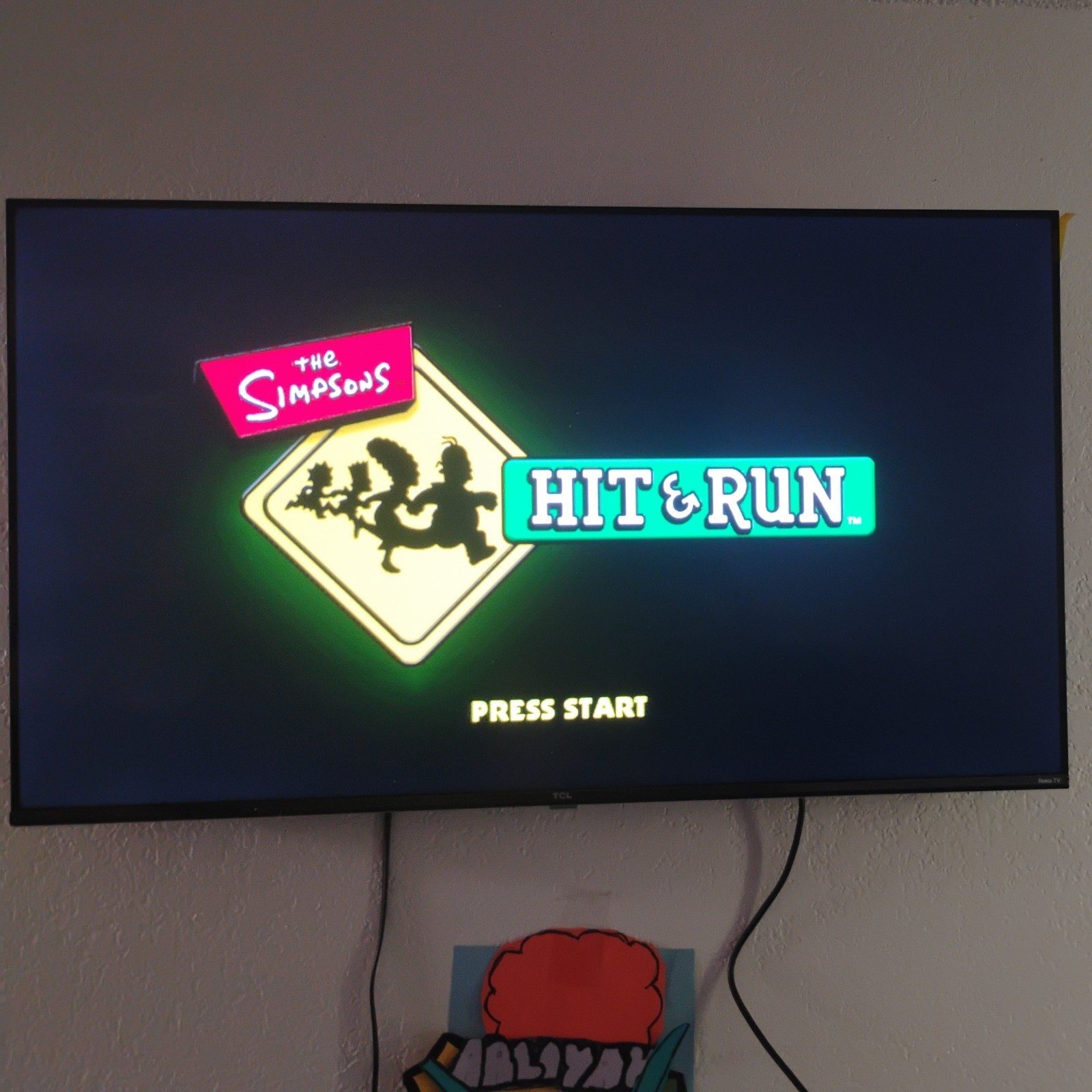Microsoft Xbox 360 White Console, HDD, and the Simpsons hit and run game only