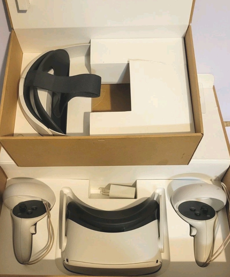 Meta Oculus Quest 2 128GB Virtual Reality Headset – White + Comfort Head Strap