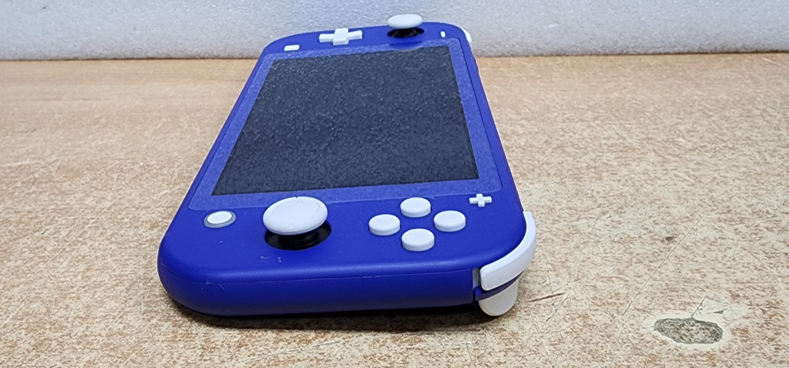 Nintendo Switch Lite – Blue – Has touchscreen issue