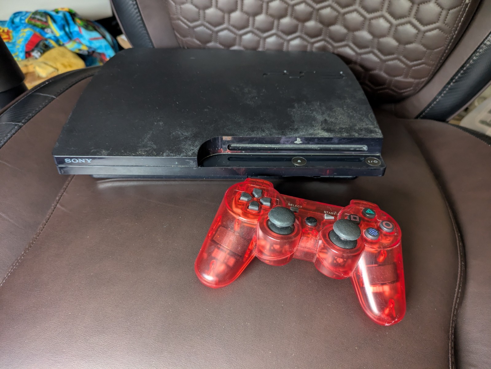 PS3 Slim 160gb | New Thermal Paste + Battery | Cords/Controller – CECH-2001B