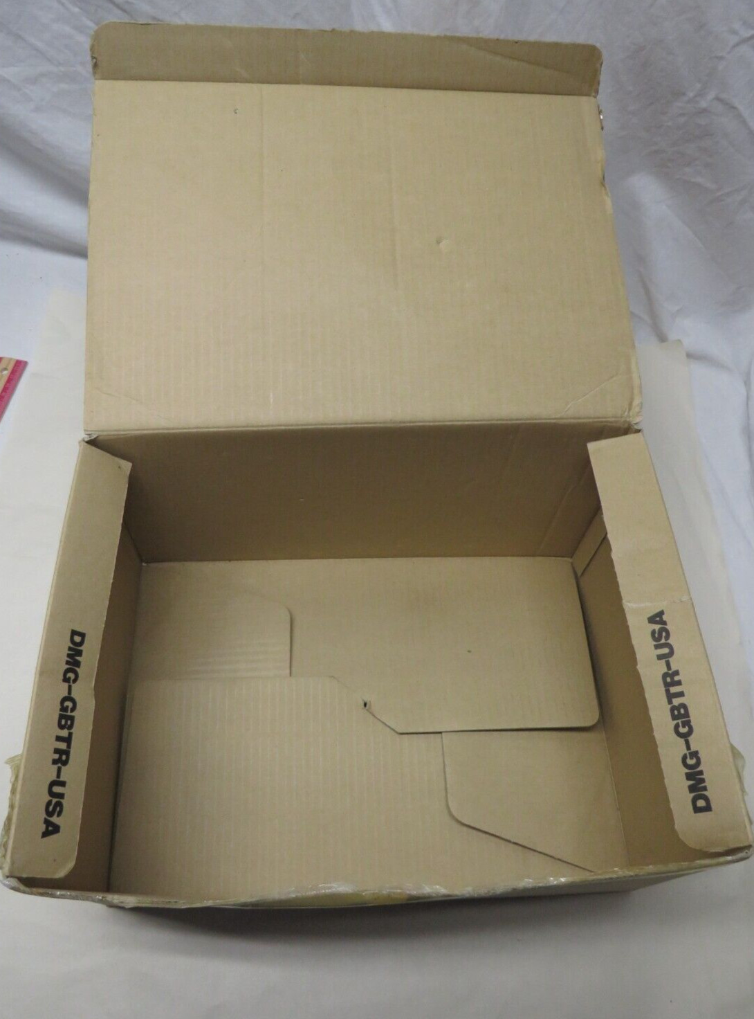 RARE EMPTY Original Nintendo Game Boy Video Game System case box DMG S GBTR