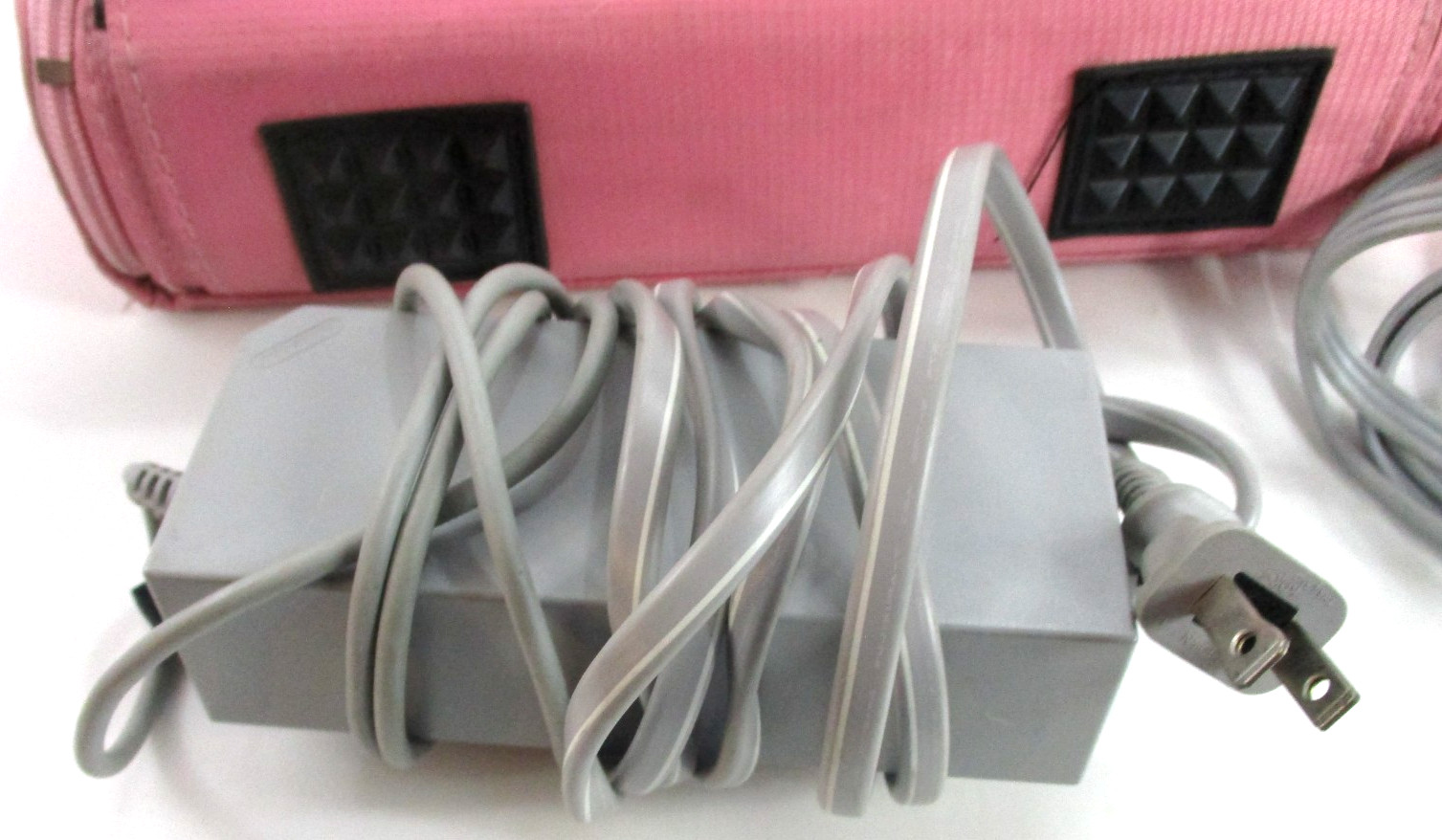 Nintendo WII Gaming Console & Carrying Case Power & Video RVL-001!!