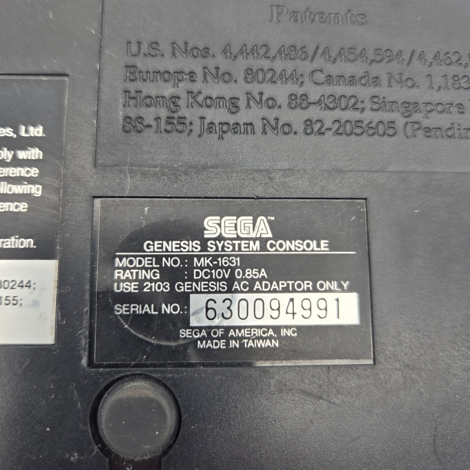 Sega Genesis Model 2 Console Bundle W/ Cords & 6 Button Controller *NO LED* READ