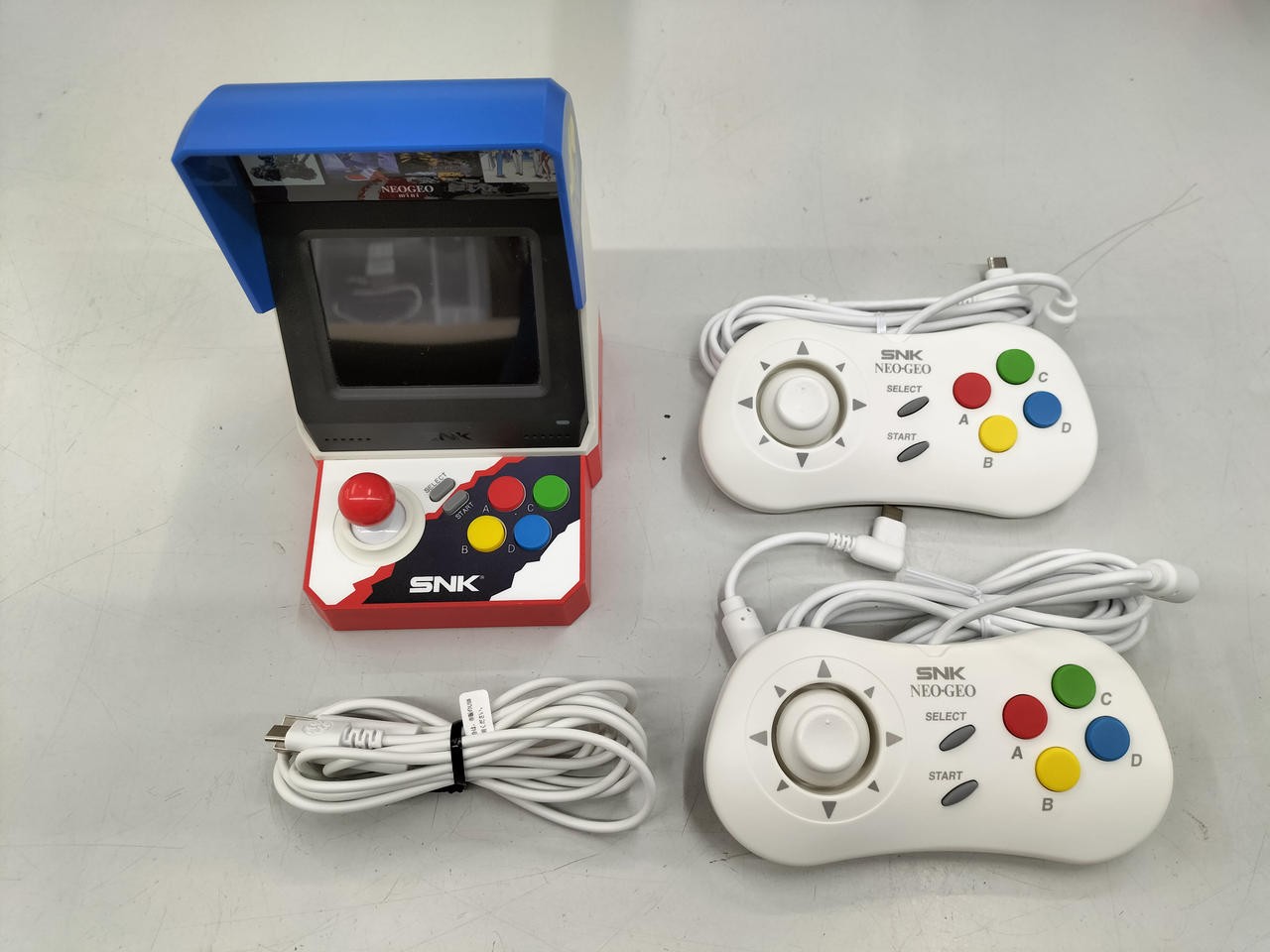 NEOGEO MINI Model FM1J2X1800 SNK