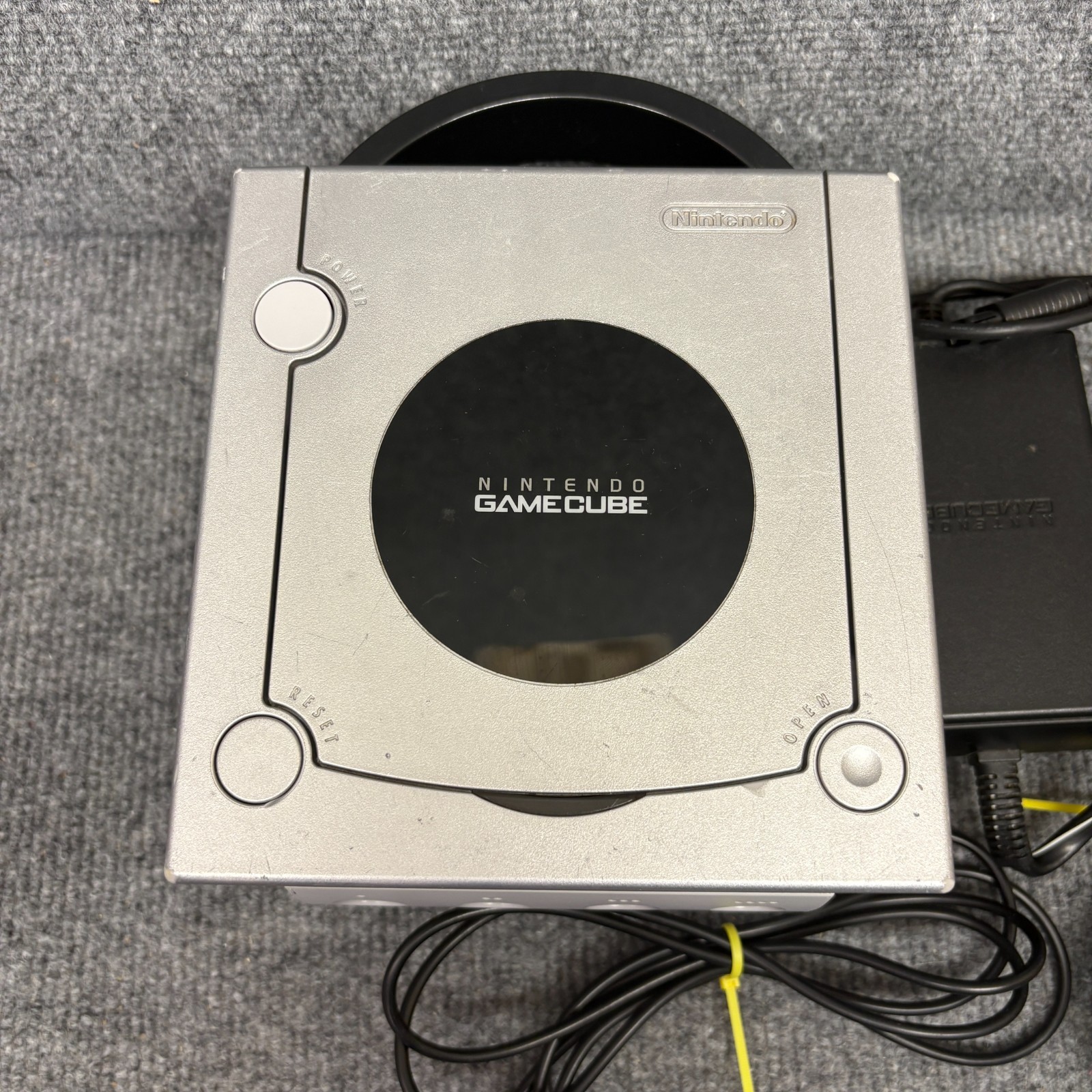 Nintendo GameCube DOL-101 Platinum System Console w/ Controller & Cords Tested