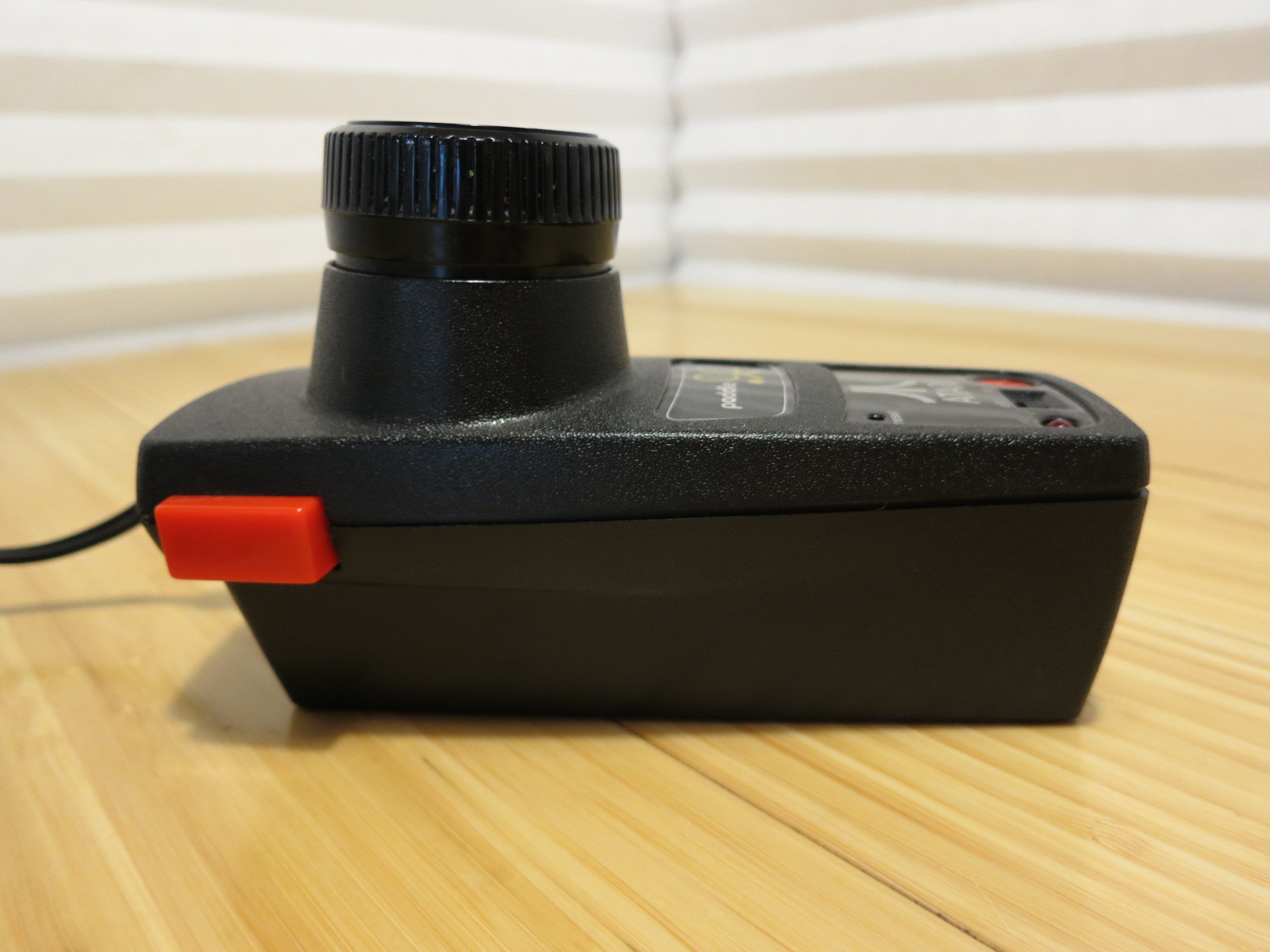 Atari Paddle Plug N Play 13 TV Games 2004 Jakks Pacific