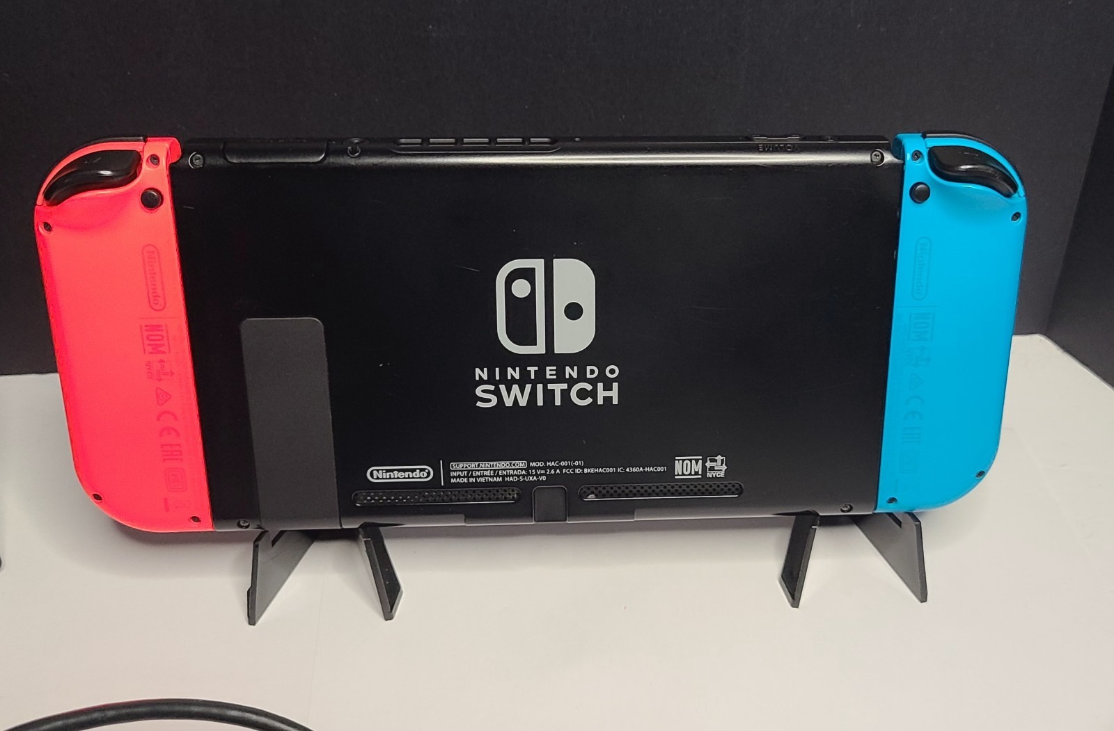 Nintendo Switch Console Bundle/ Controller, 4 Games, Charging Cable, HDMI Cable