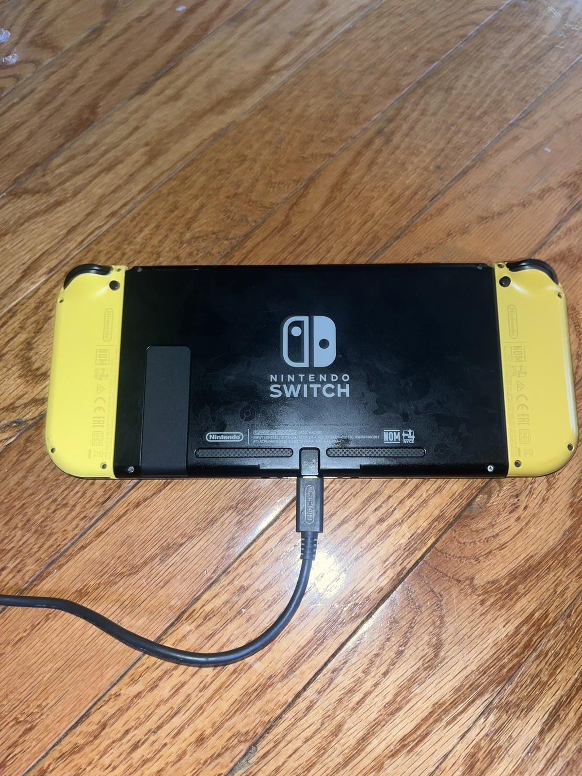 Nintendo Switch Pokemon Let’s Go Eevee Pikachu RARE LIMITED Console System WORKS