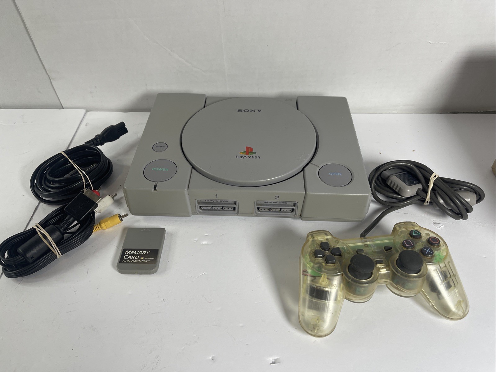 PlayStation 1 (SCPH-7001) Console – Controller & Memory Card – Read Description