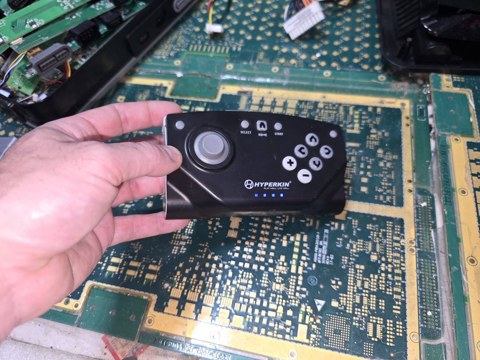 Hyperkin Retron 5 Wireless Controller Exact Black M07021-BK-Good-Tested-READ