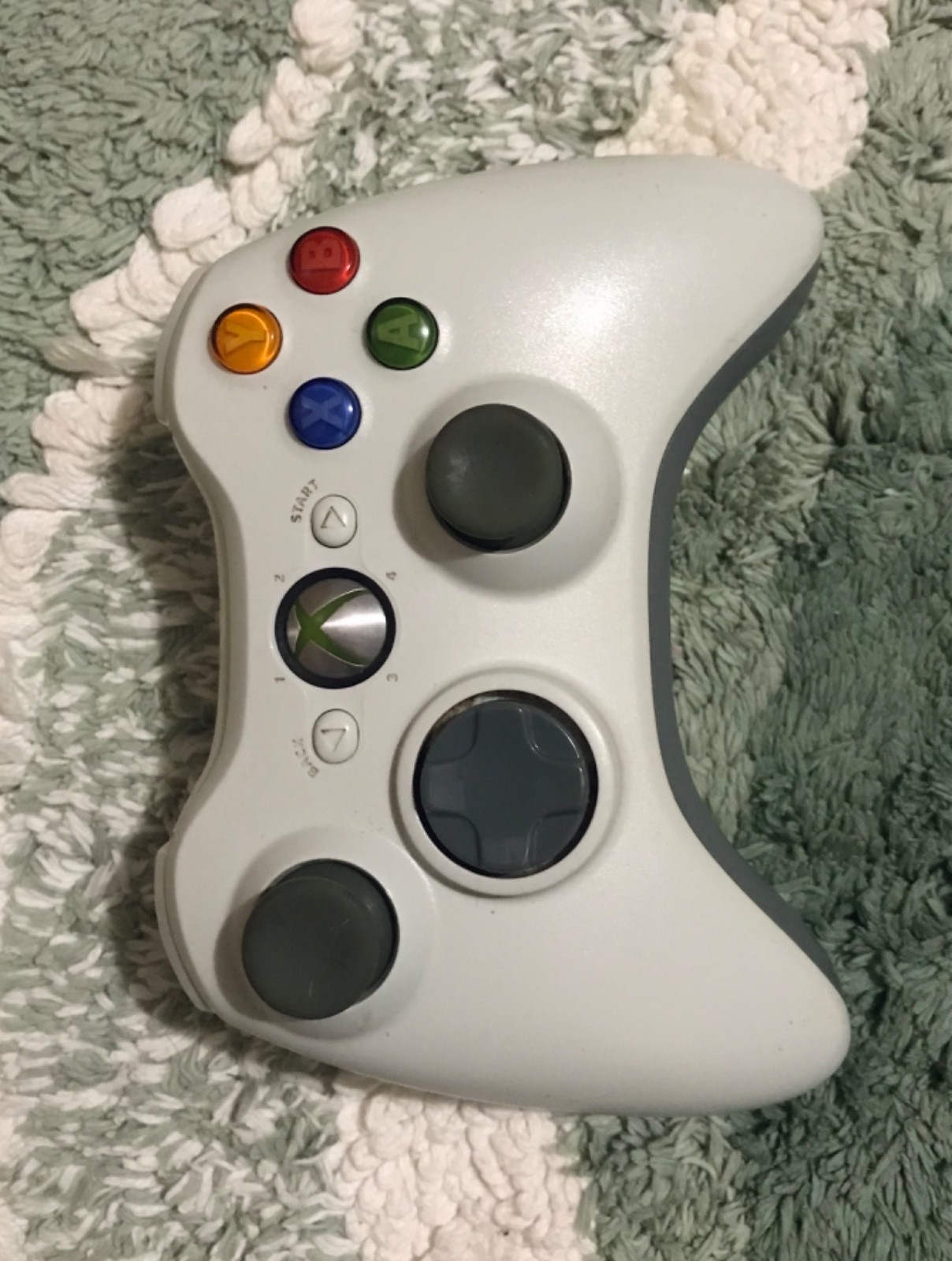 Xbox 360 Pro 60GB White Console Bundle – Read Description