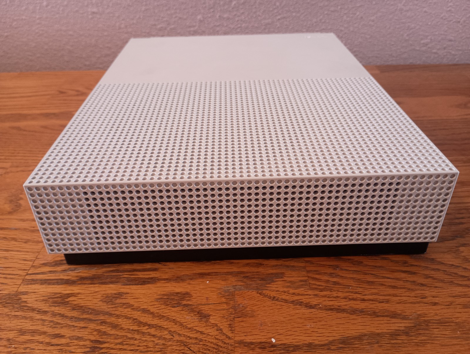 Microsoft Xbox One S 1TB Console Bundle + Forza 6…4K UHD Blu-ray Player