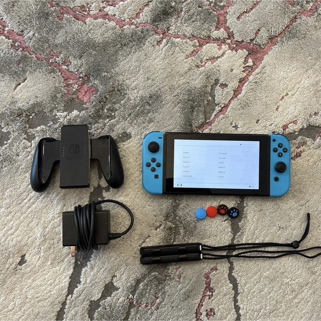 Nintendo Switch HAC-001 Console Blue Joy-Con w/ Charger Grip Straps