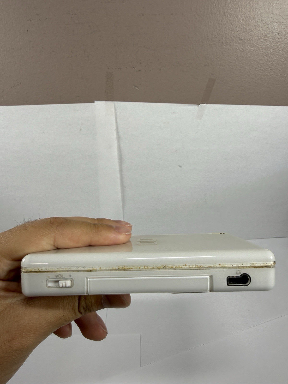 Nintendo DS Lite White Handheld System Only TESTED! *Rough Shape*