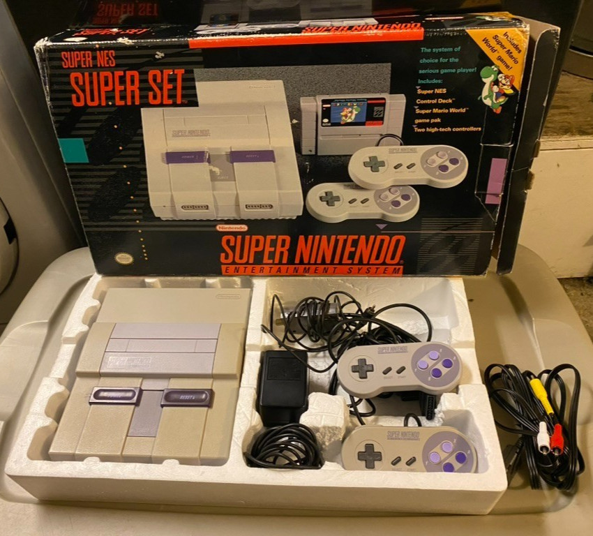 SNES Super Nintendo In Box Controllers Cables Manuals – No game – No AV output
