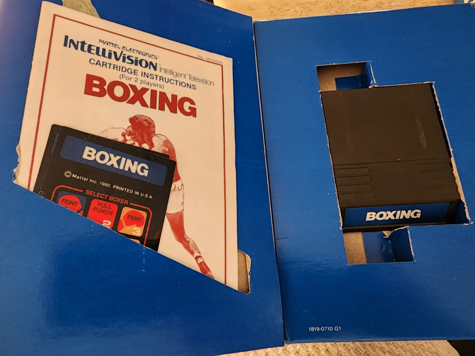 Intellivision Console Model 2609 UNTESTED, Good Physical Shape With 15 Games