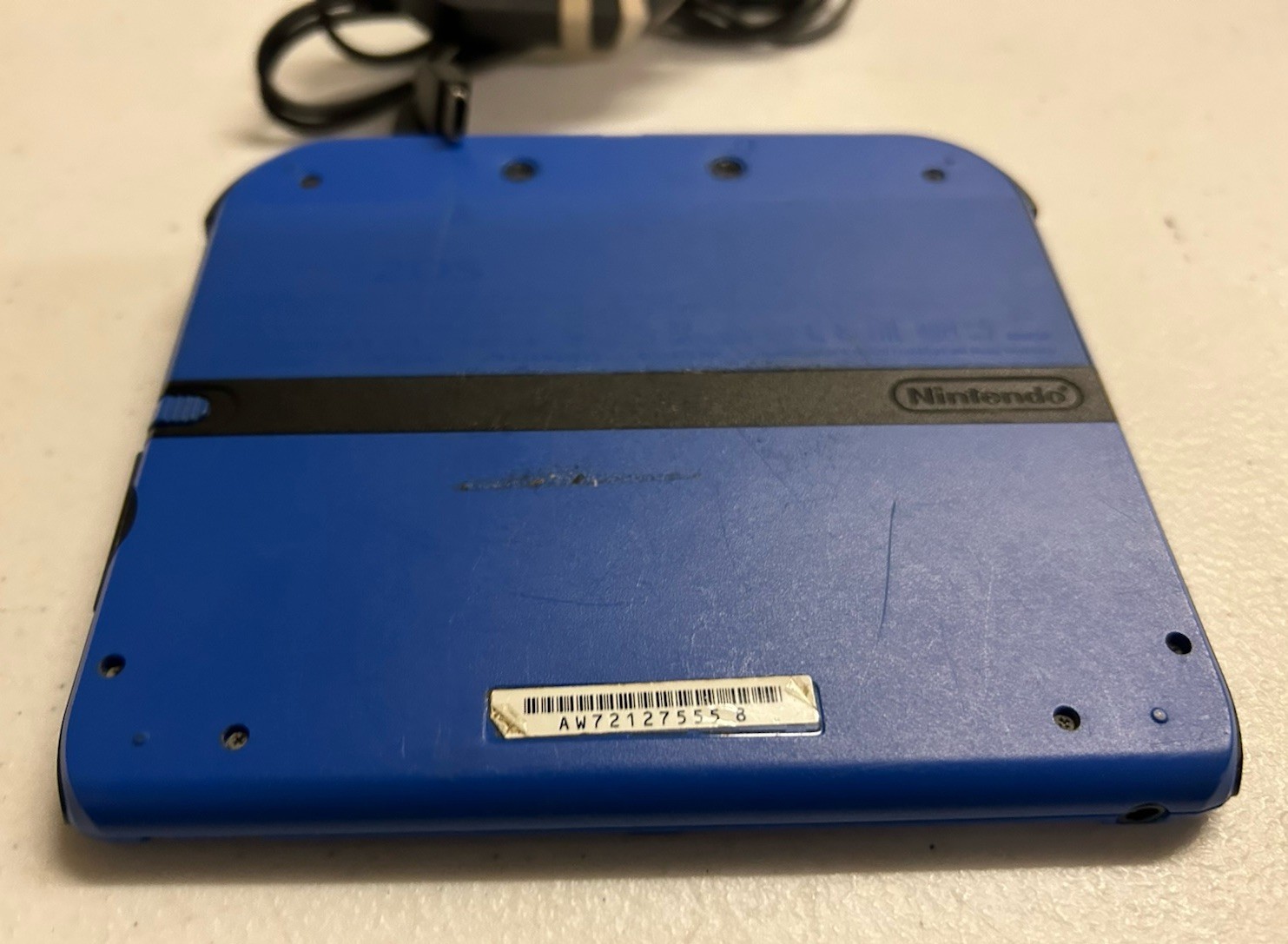 Nintendo 2DS Handheld Game Console FTR-001 Black/Blue Thumb stick Missing Works