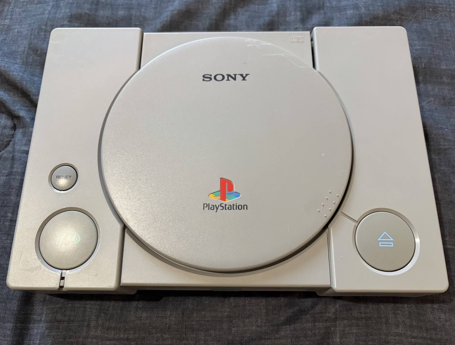 Sony PlayStation 1 Console SCPH-5552 PAL (Europe/Asia) – for parts/repair