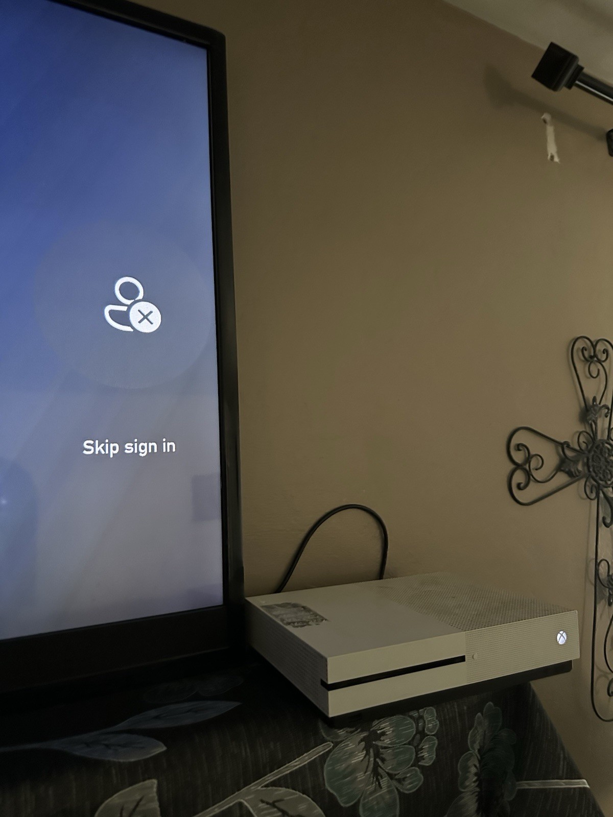 Microsoft Xbox One S White Console HDMI Wi-Fi Capability 2018