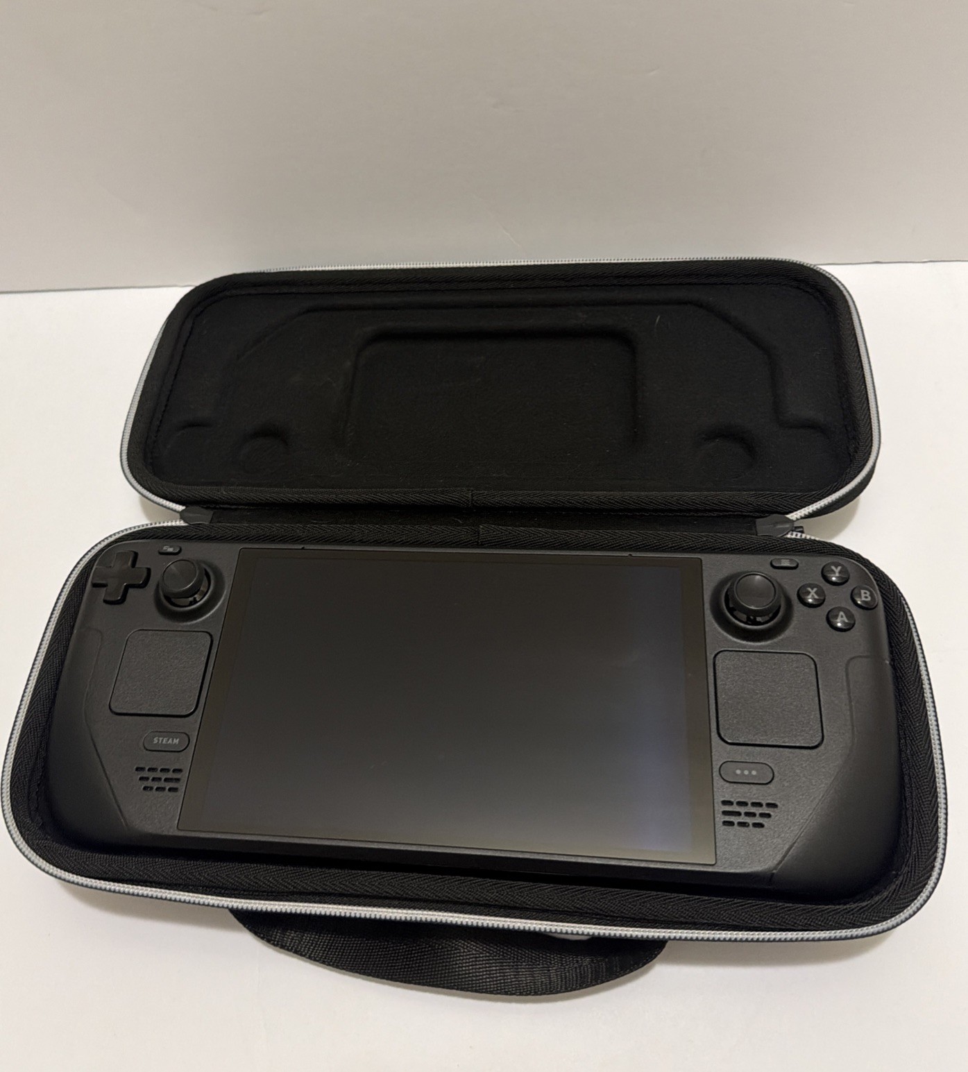 Valve Steam Deck OLED Black Handheld Game Unit 512GB with Original Case – Tested