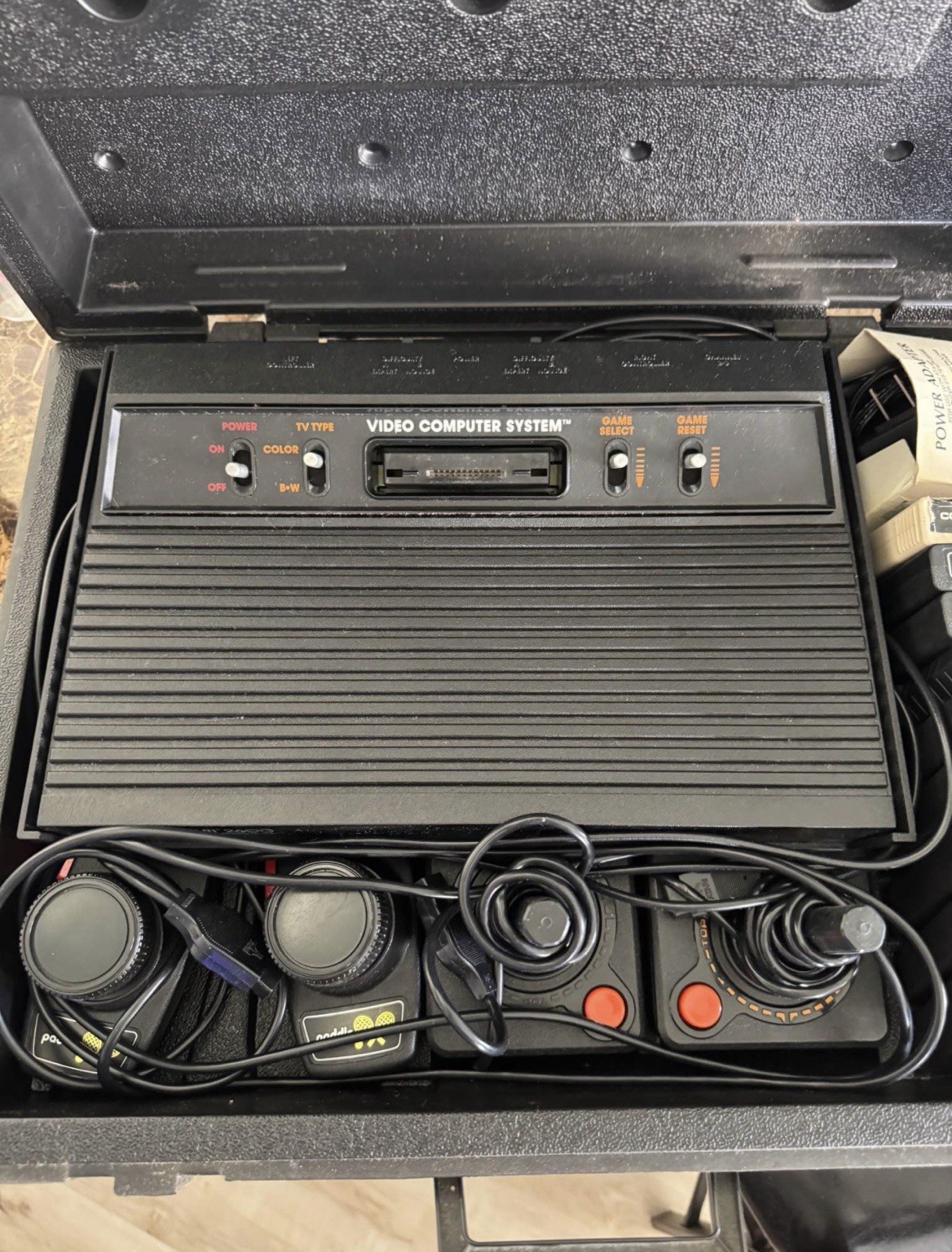 Atari 2600 Complete Set – Games – Controllers – Carrying Case