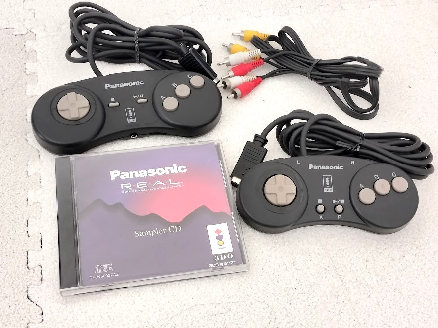 JUNK Panasonic 3DO REAL FZ-1 Console system Used w/controller Japan Junk